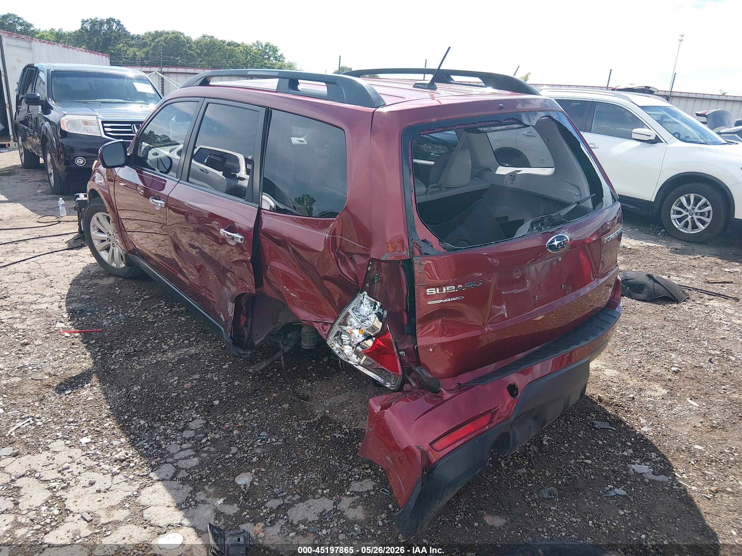 2012 Subaru Forester 2.5x Premium Red vin: JF2SHBDC2CH460611