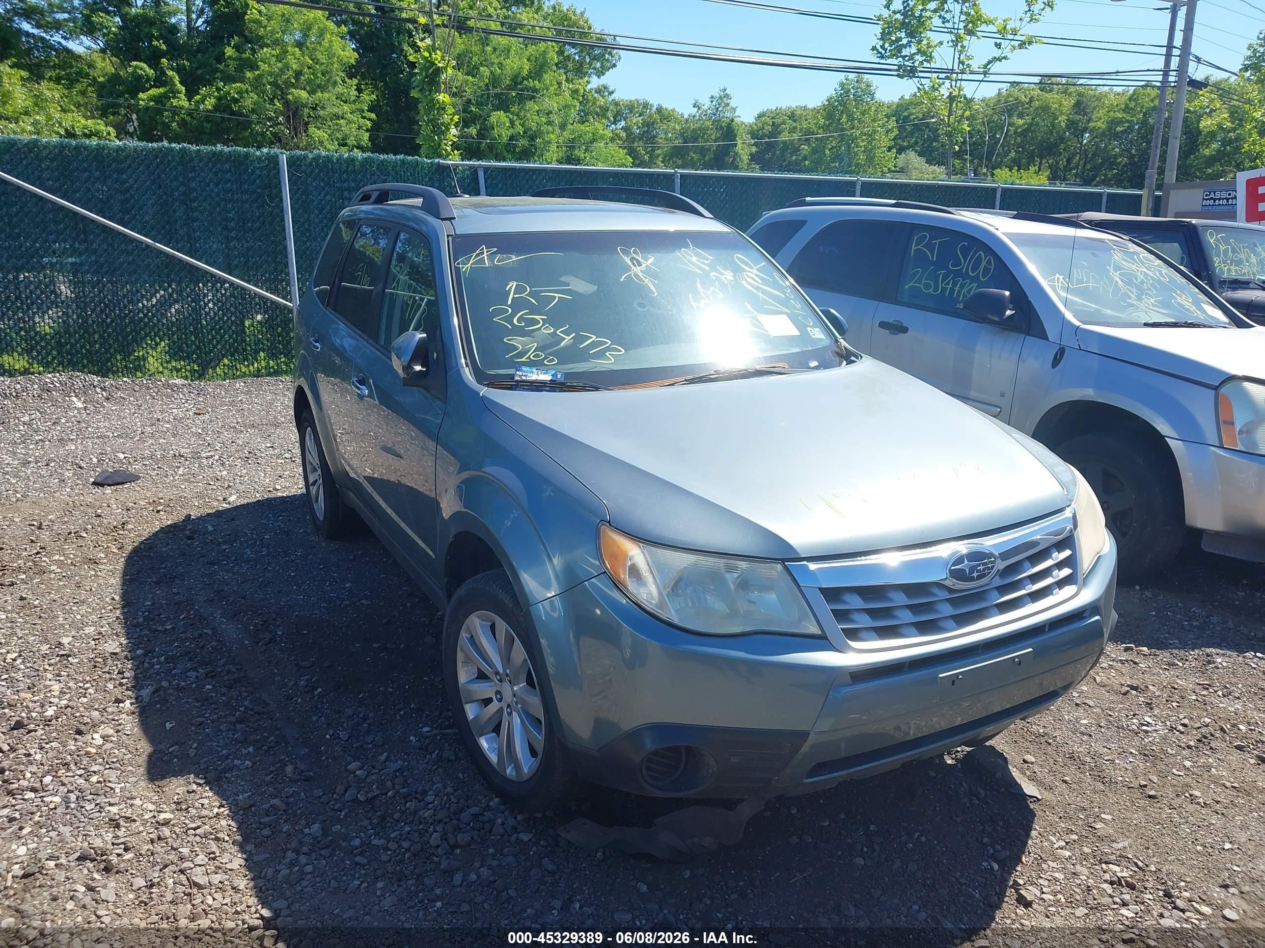2011 Subaru Forester 2.5x Premium Серый vin: JF2SHBDC3BH729794
