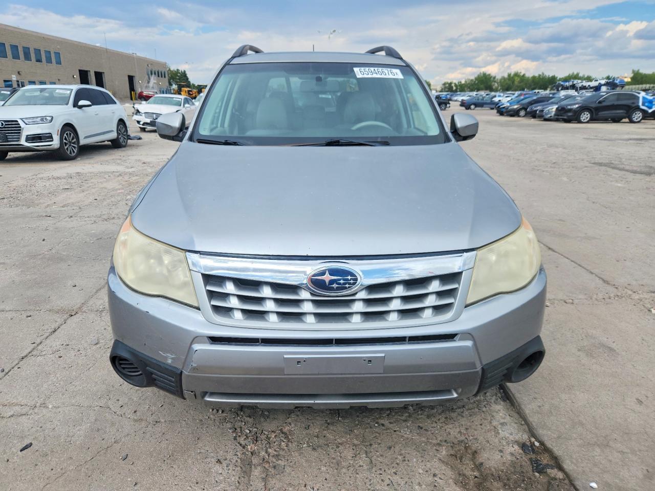 2011 Subaru Forester 2.5x Premium Silver vin: JF2SHBDC3BH730038