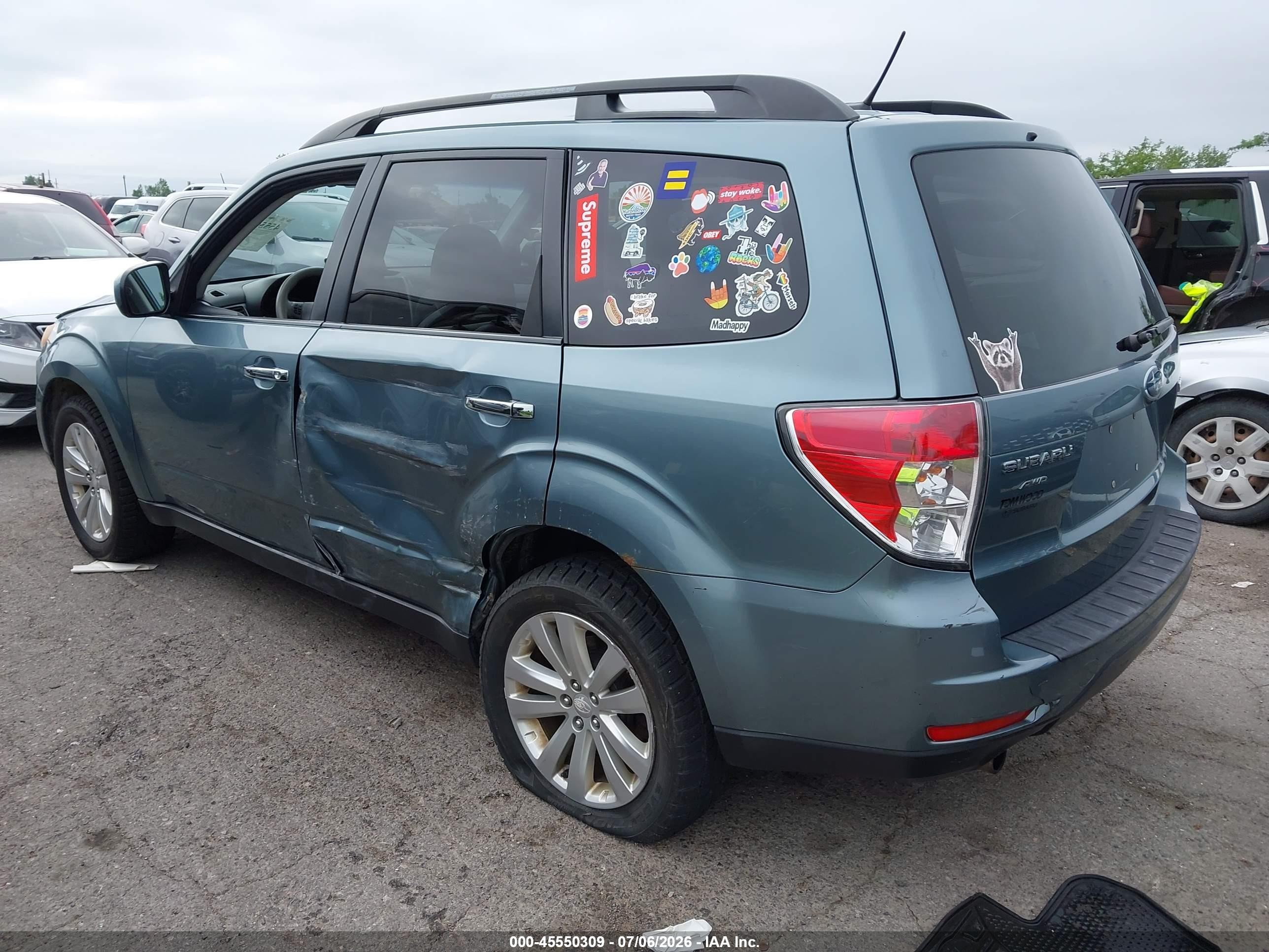 2011 Subaru Forester 2.5x Premium Green vin: JF2SHBDC3BH742013