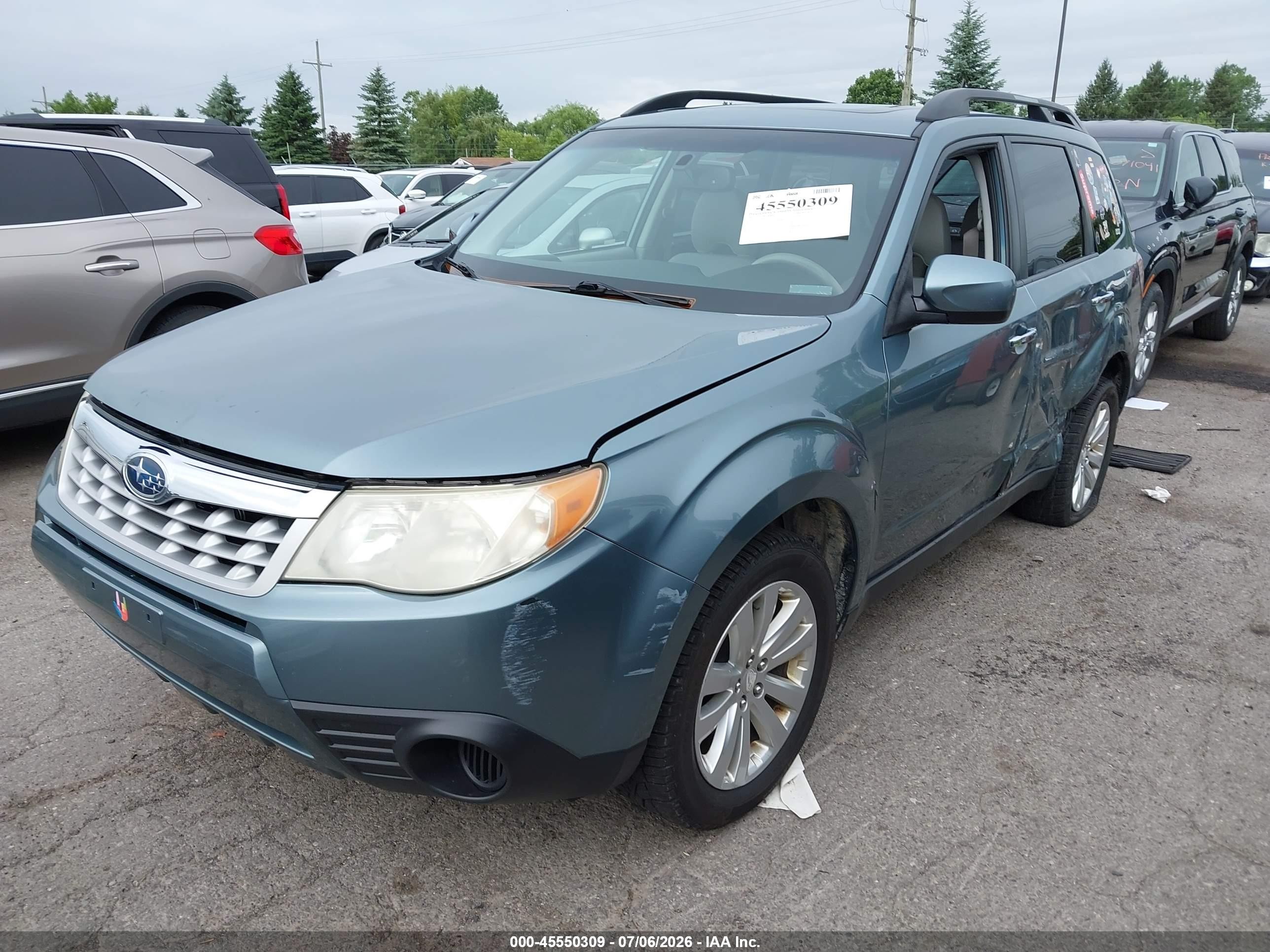 2011 Subaru Forester 2.5x Premium Green vin: JF2SHBDC3BH742013