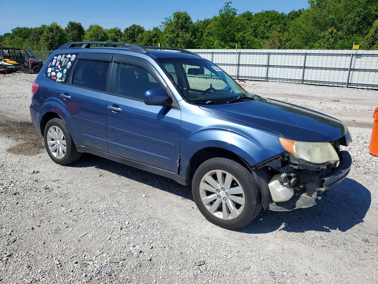 2012 Subaru Forester 2.5x Premium Blue vin: JF2SHBDC3CG403954