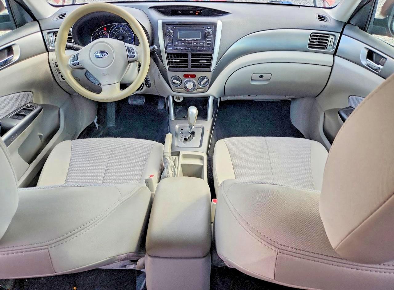 2012 Subaru Forester 2.5x Premium Burgundy vin: JF2SHBDC3CH460732