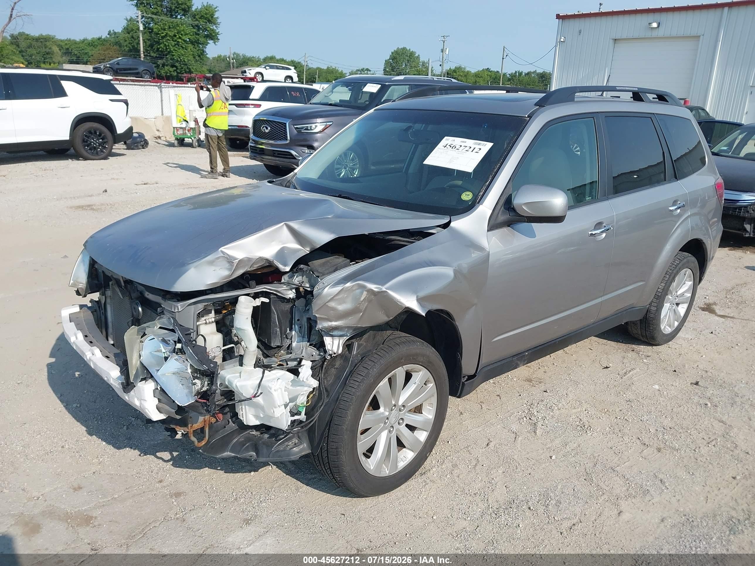 2011 Subaru Forester 2.5x Premium Gray vin: JF2SHBDC4BG776886