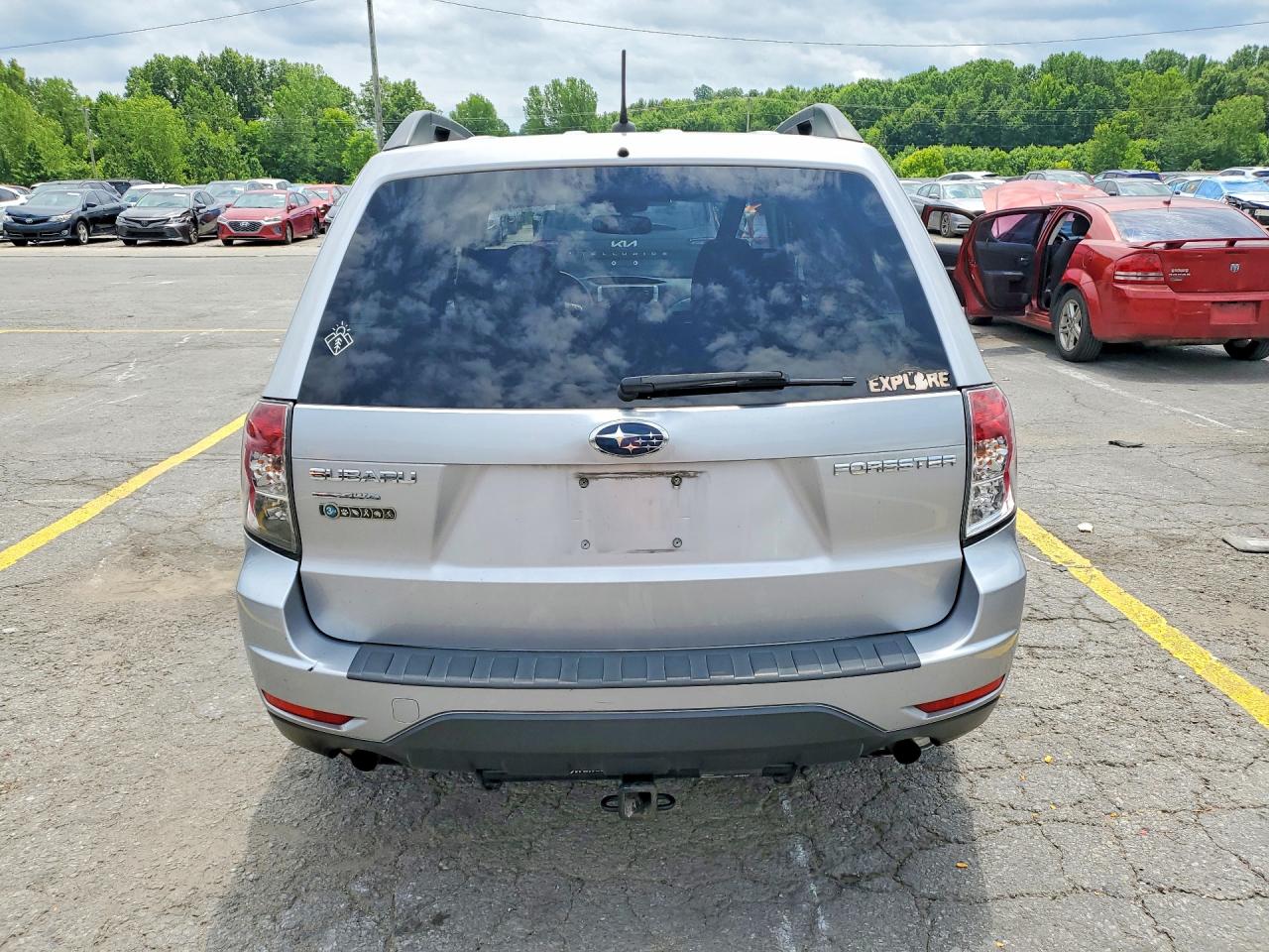 2012 Subaru Forester 2.5x Premium Silver vin: JF2SHBDC4CH433460