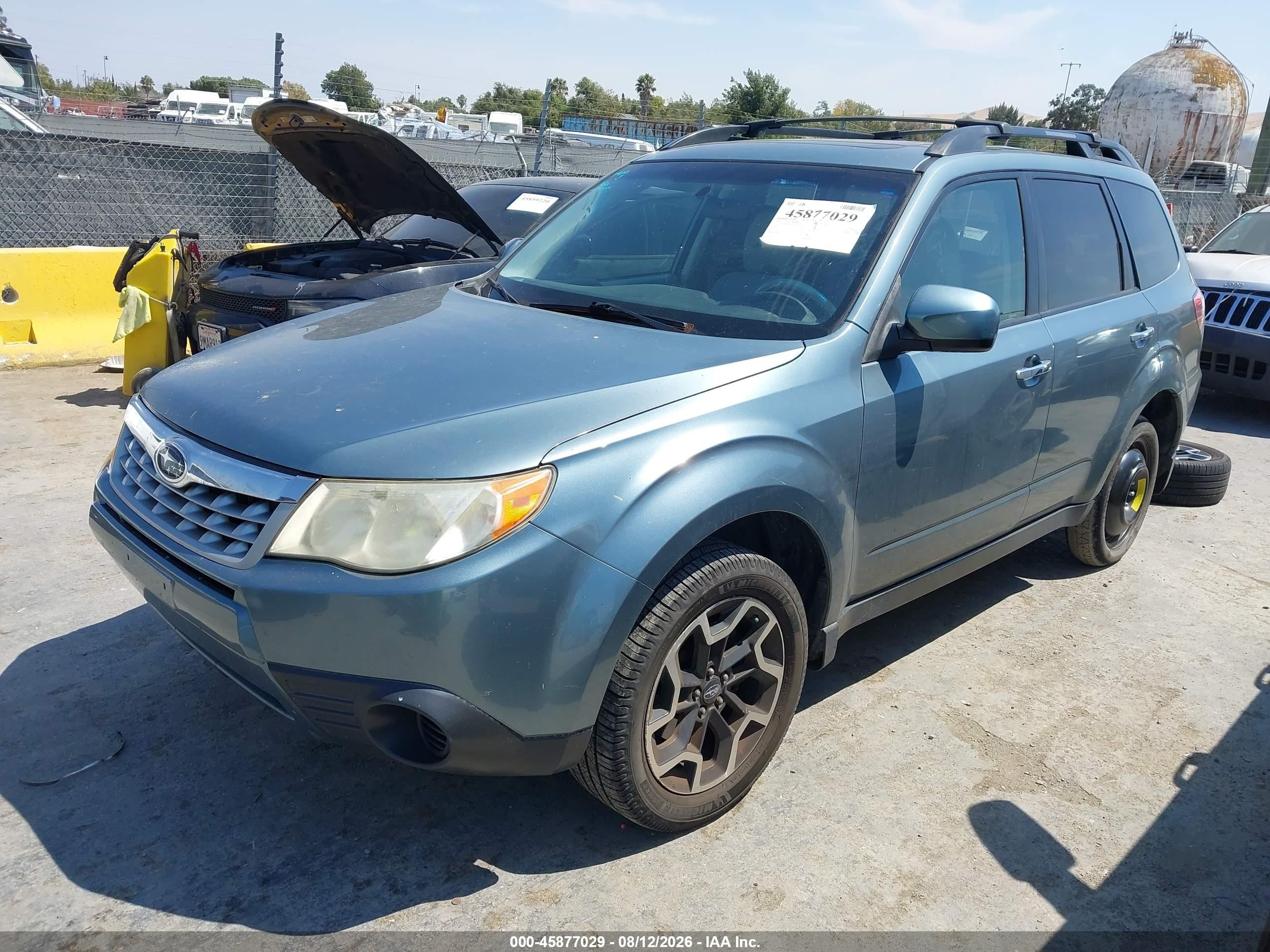 2012 Subaru Forester 2.5x Premium Light Blue vin: JF2SHBDC5CH425027