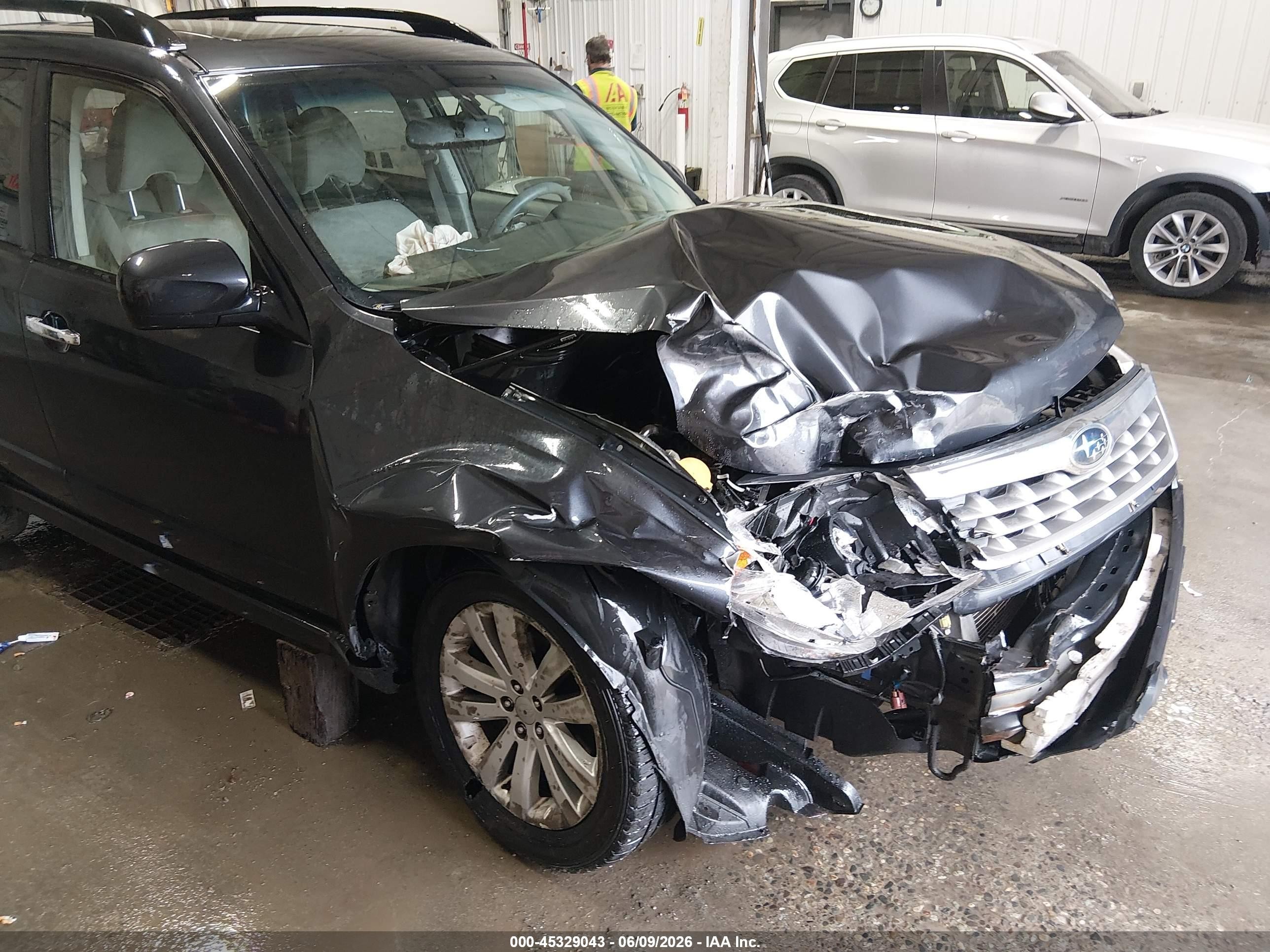 2012 Subaru Forester 2.5x Premium Black vin: JF2SHBDC5CH429305