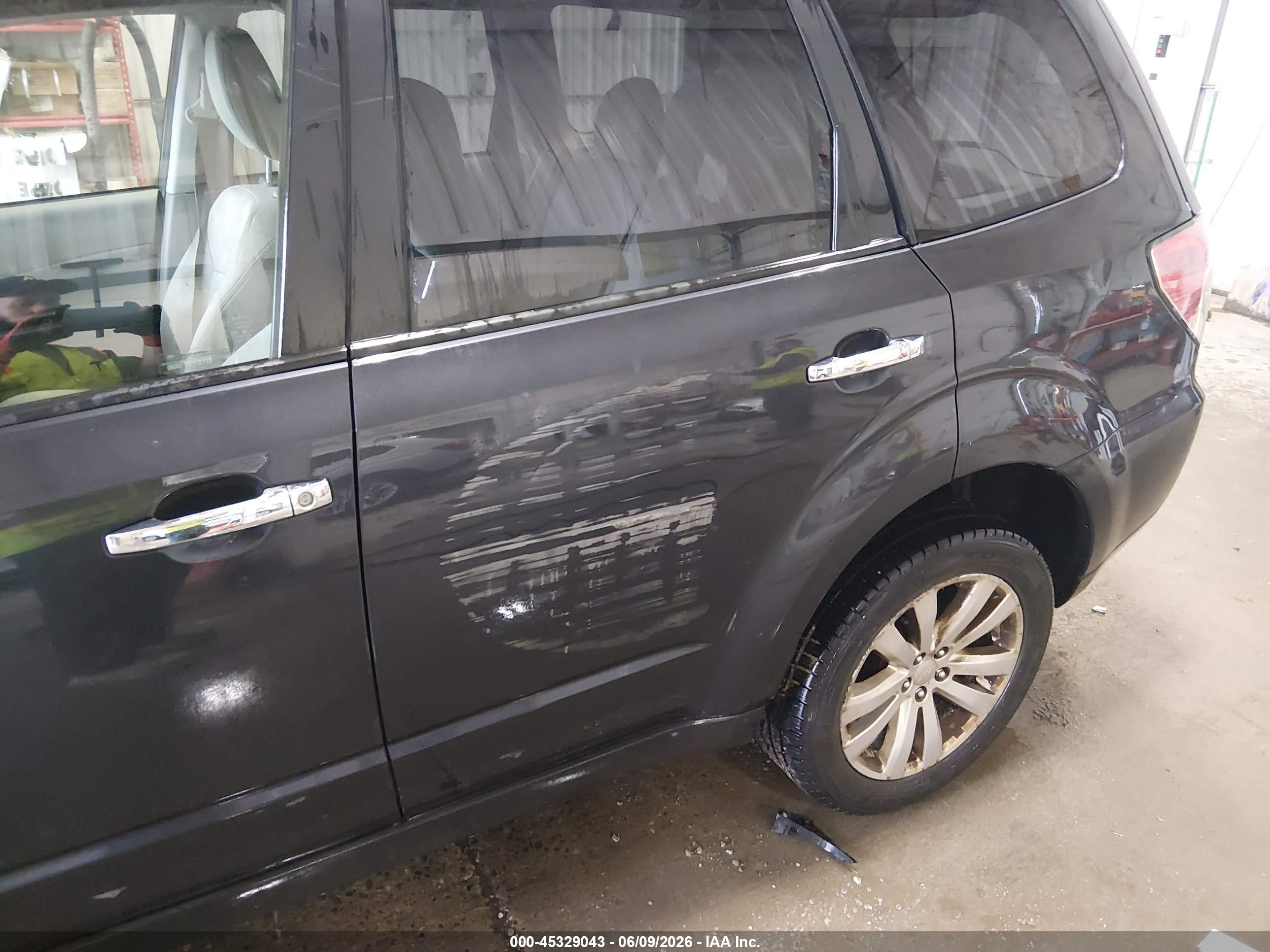 2012 Subaru Forester 2.5x Premium Black vin: JF2SHBDC5CH429305