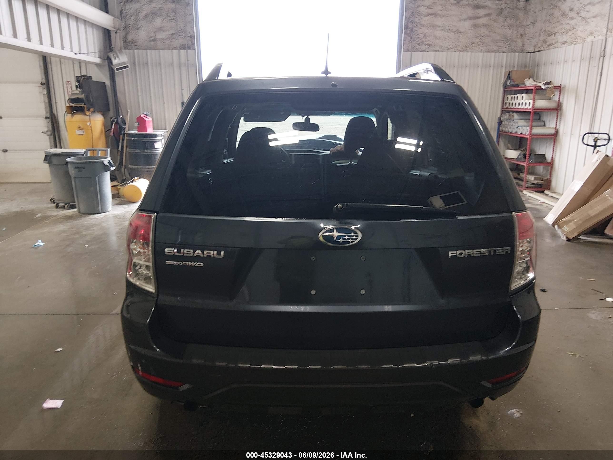 2012 Subaru Forester 2.5x Premium Black vin: JF2SHBDC5CH429305