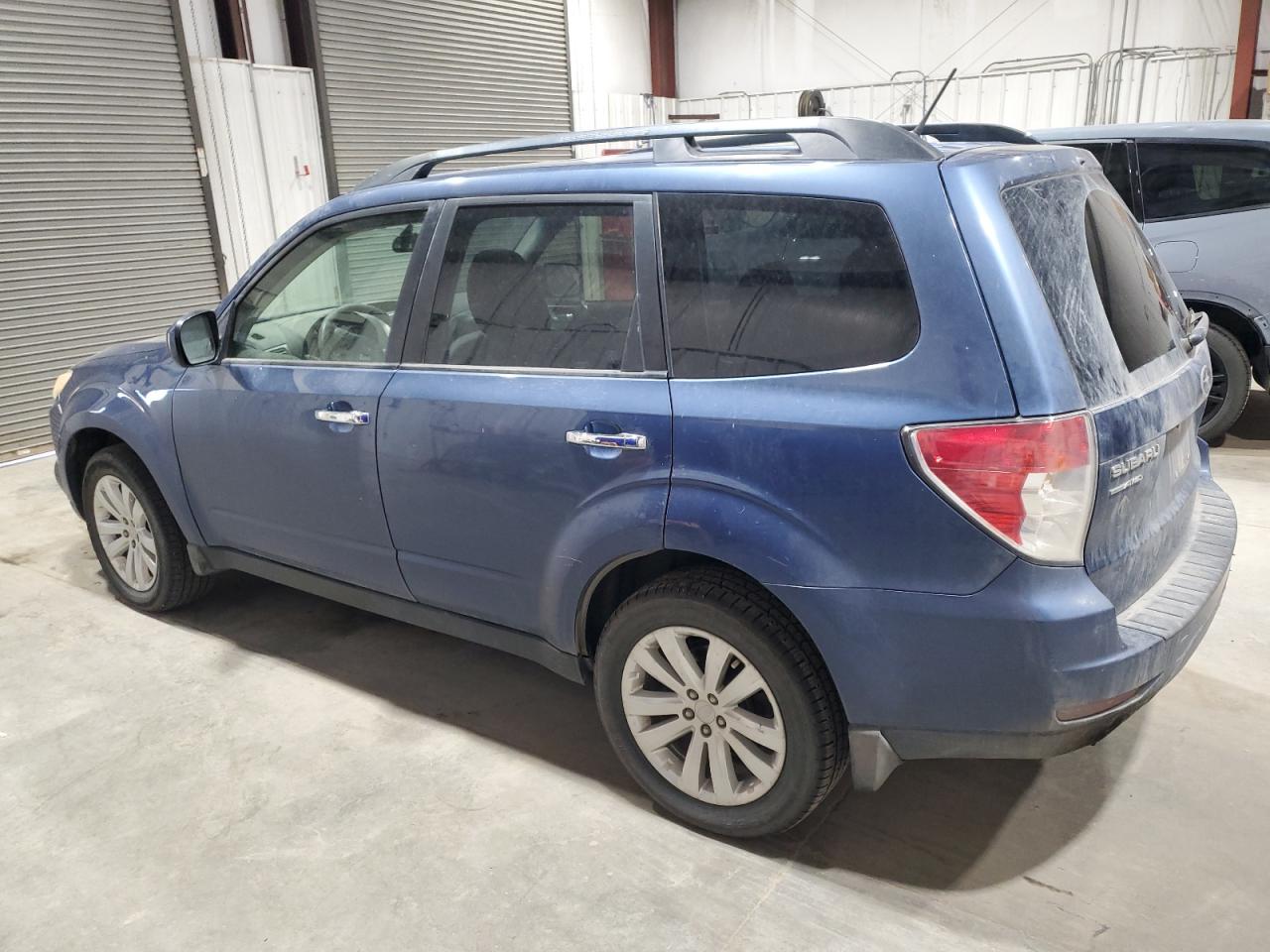 2012 Subaru Forester Blue vin: JF2SHBDC5CH460957