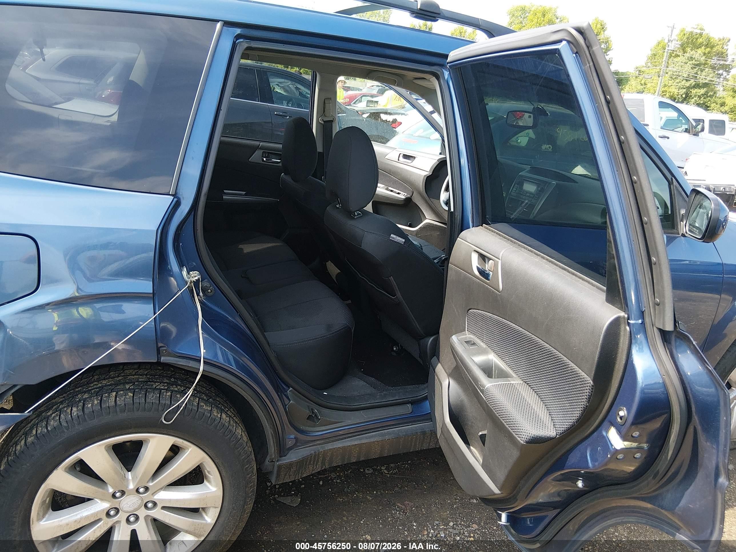 2011 Subaru Forester 2.5x Premium Синий vin: JF2SHBDC6BH731362