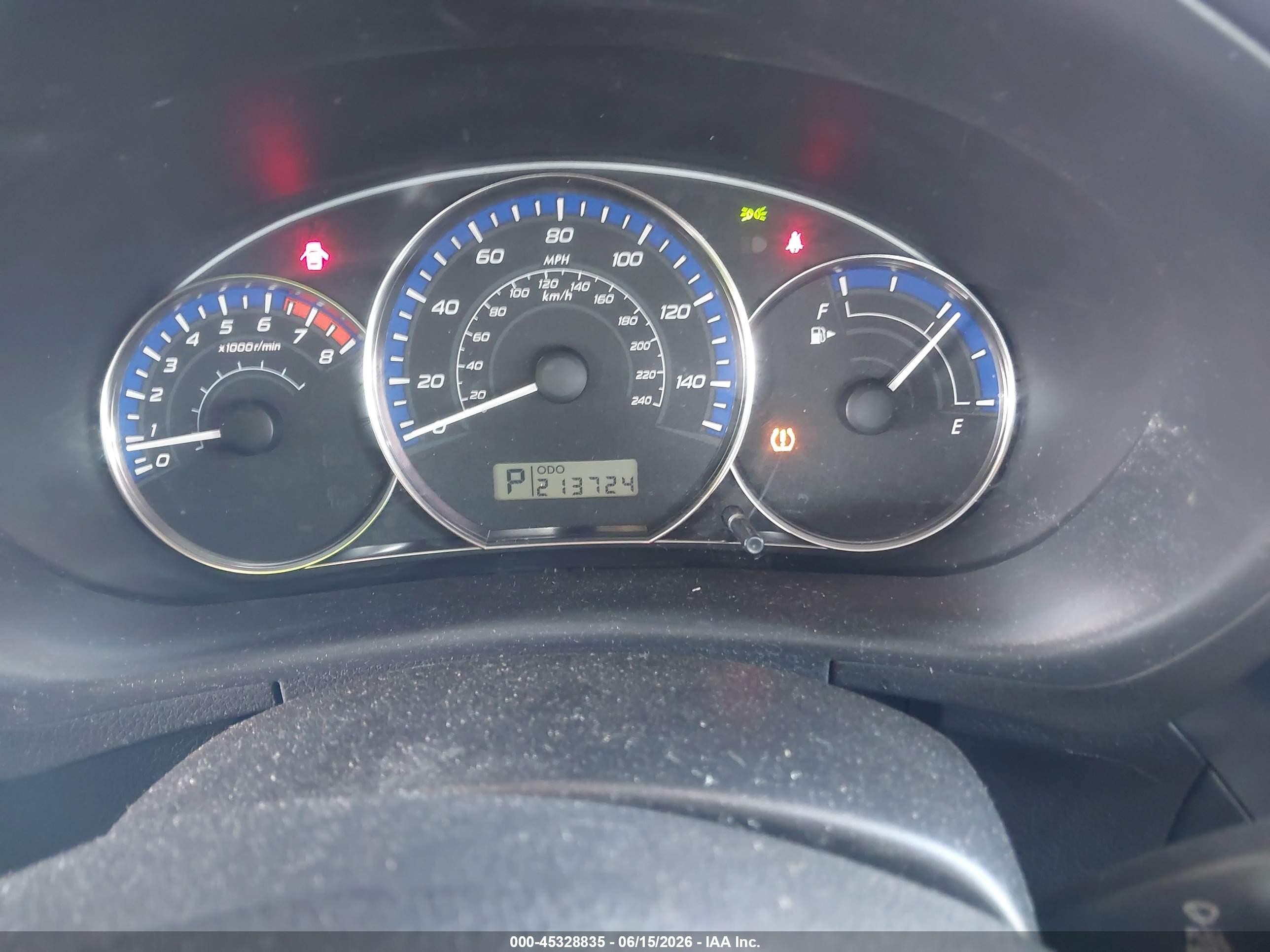 2011 Subaru Forester 2.5x Premium Silver vin: JF2SHBDC6BH760733