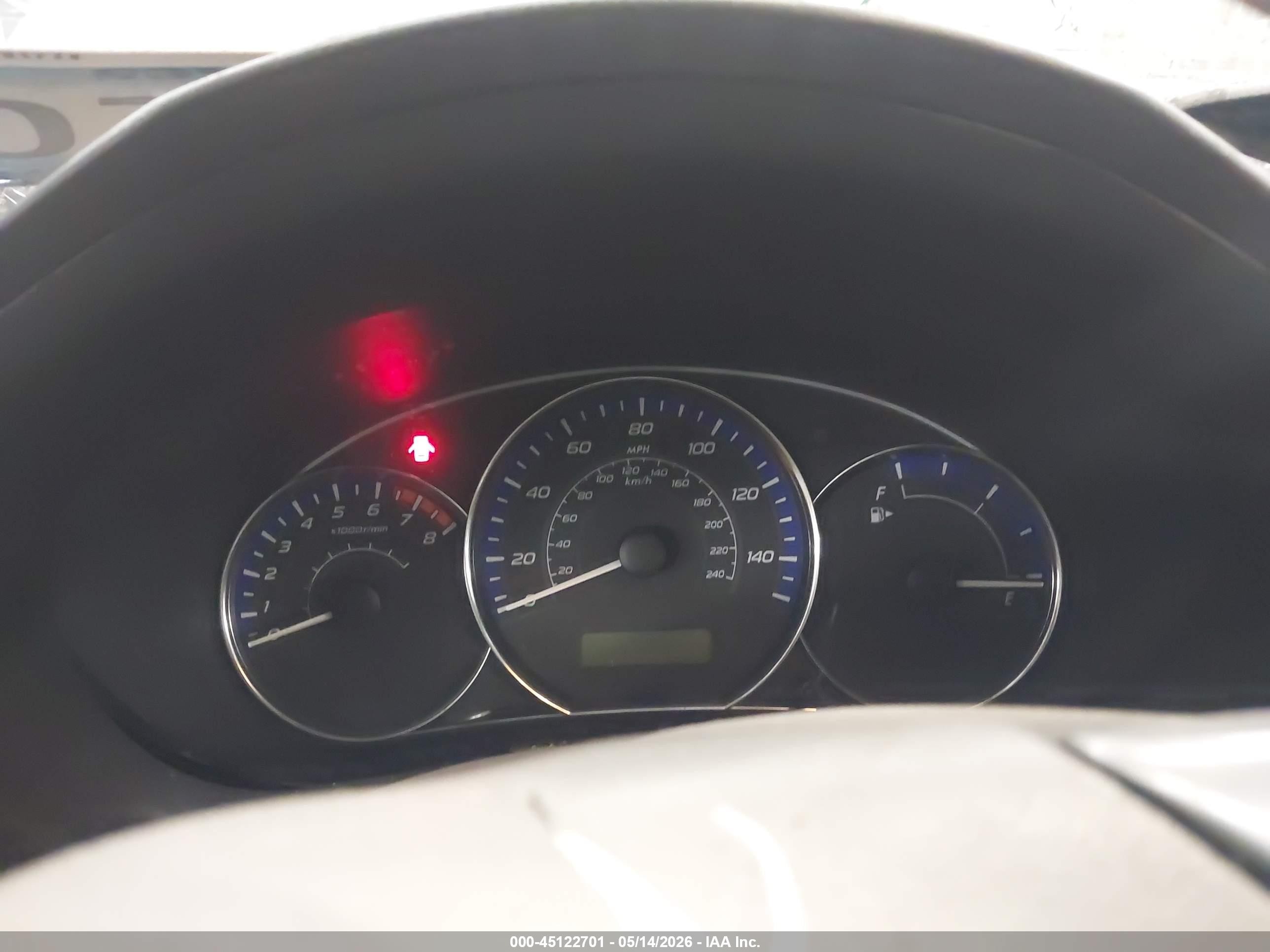 2011 Subaru Forester 2.5x Premium Silver vin: JF2SHBDC7BH725019