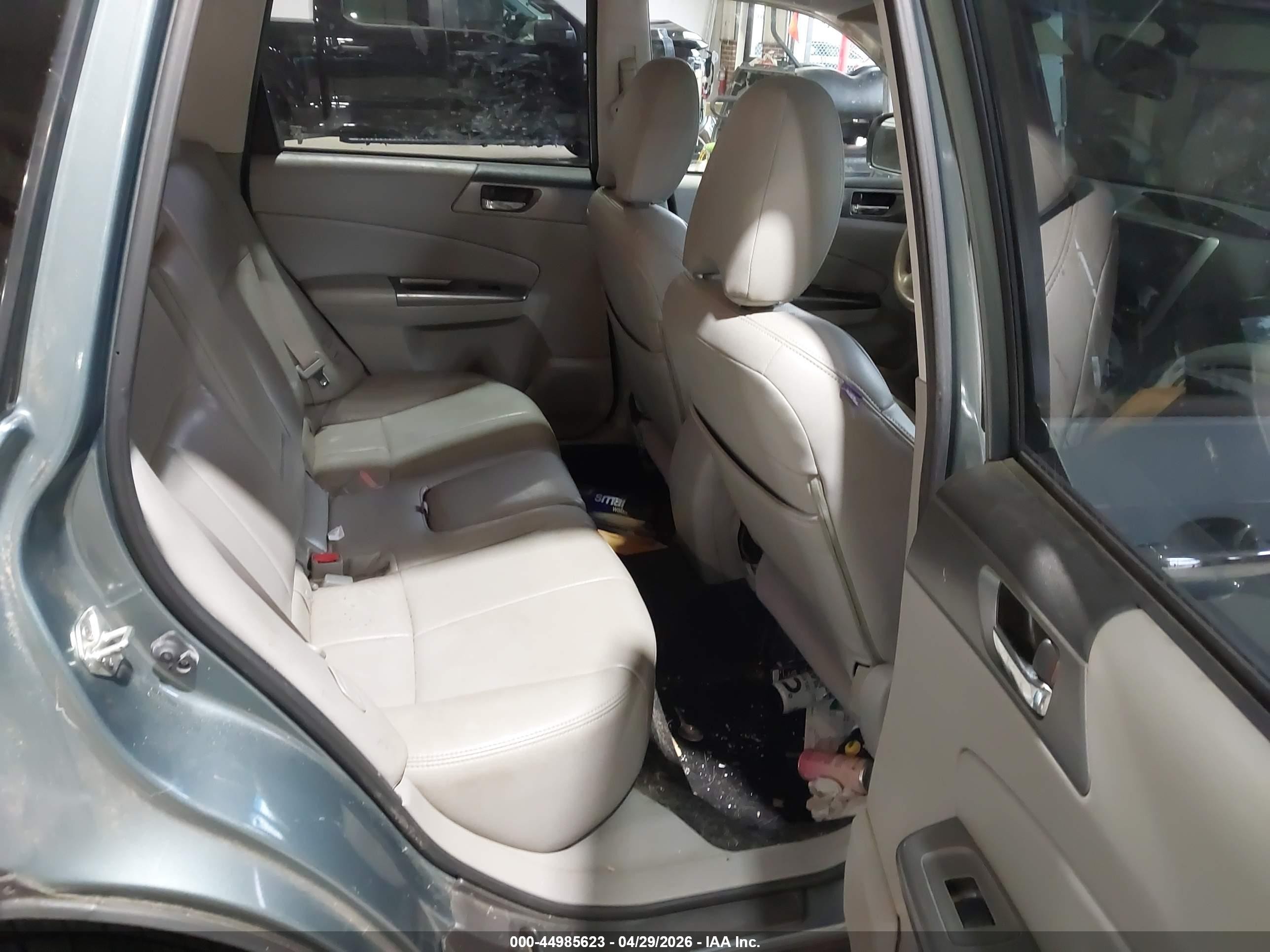 2012 Subaru Forester 2.5x Premium Blue vin: JF2SHBDC7CH434912