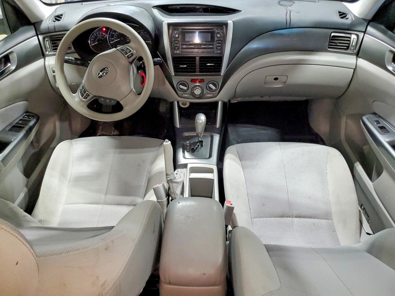2011 Subaru Forester 2.5x Premium Gray vin: JF2SHBDC8BH751371