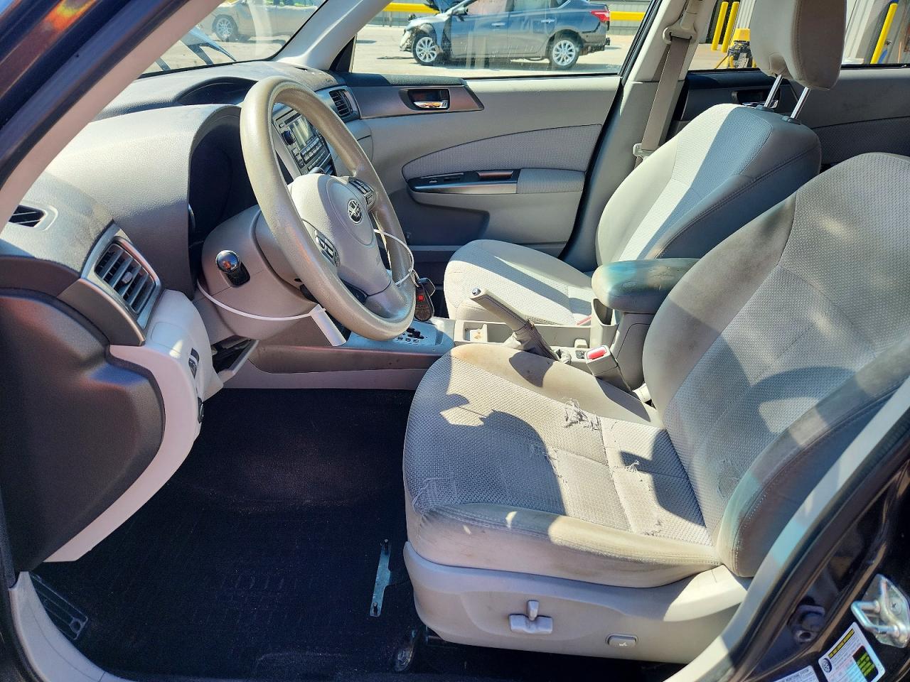 2011 Subaru Forester 2.5x Premium Gray vin: JF2SHBDC8BH759440