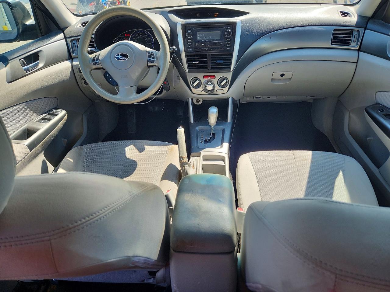 2011 Subaru Forester 2.5x Premium Gray vin: JF2SHBDC8BH759440