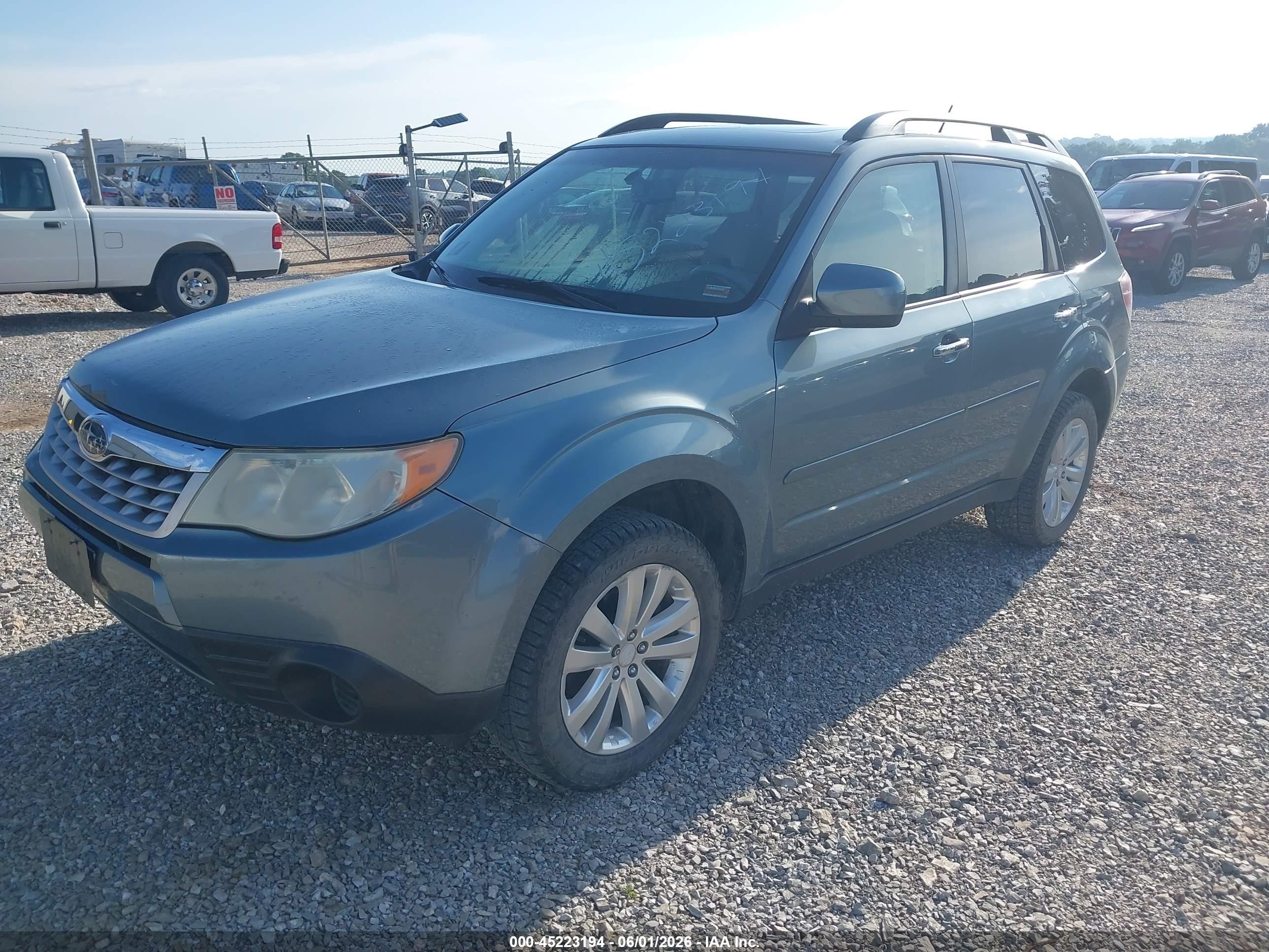 2012 Subaru Forester 2.5x Premium Зеленый vin: JF2SHBDC8CH431954