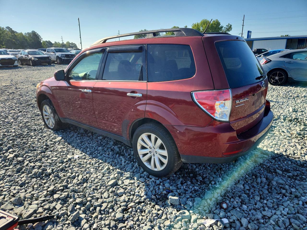 2012 Subaru Forester 2.5x Premium Red vin: JF2SHBDC8CH446938