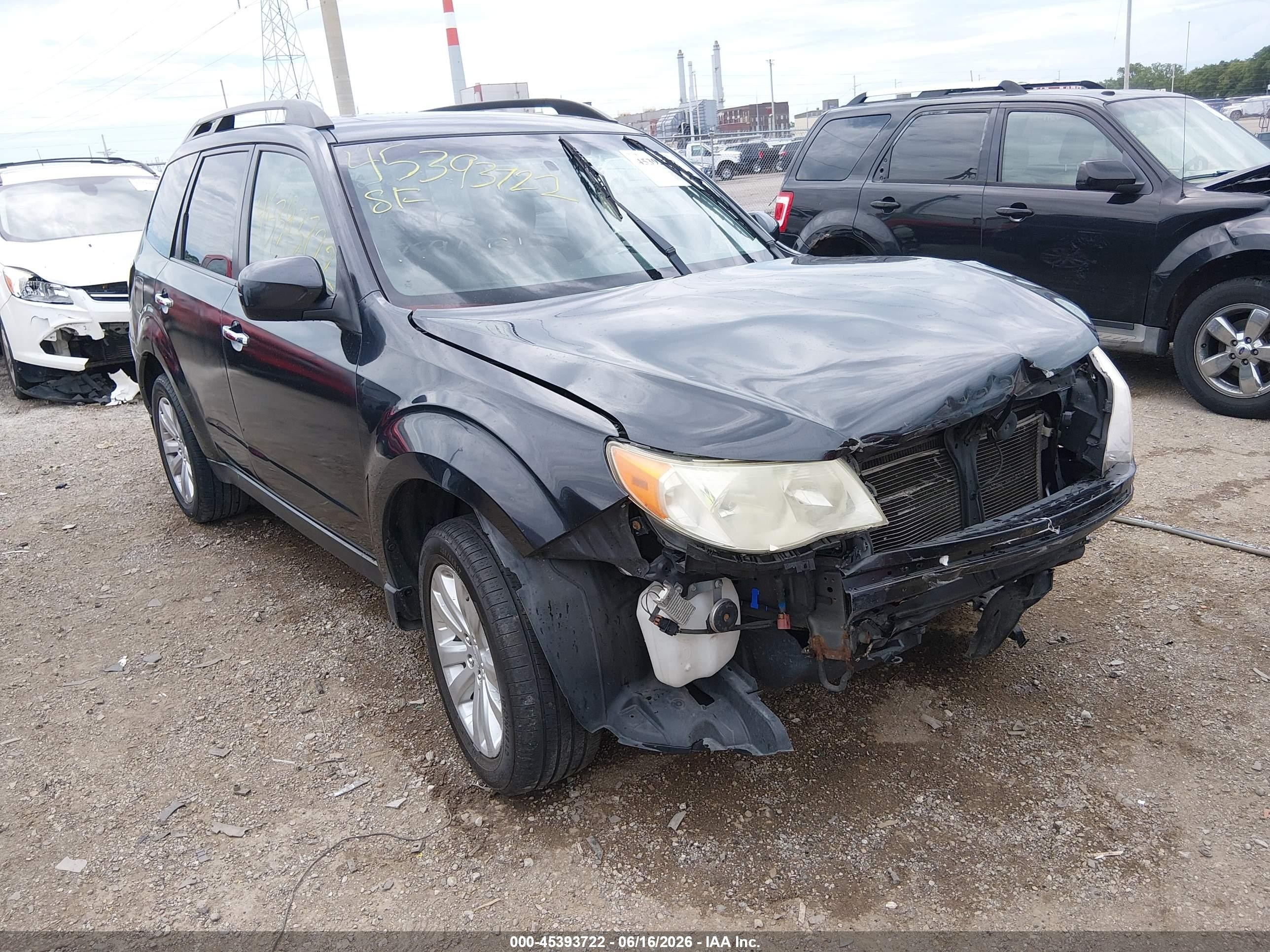 2011 Subaru Forester 2.5x Premium Black vin: JF2SHBDC9BH779163