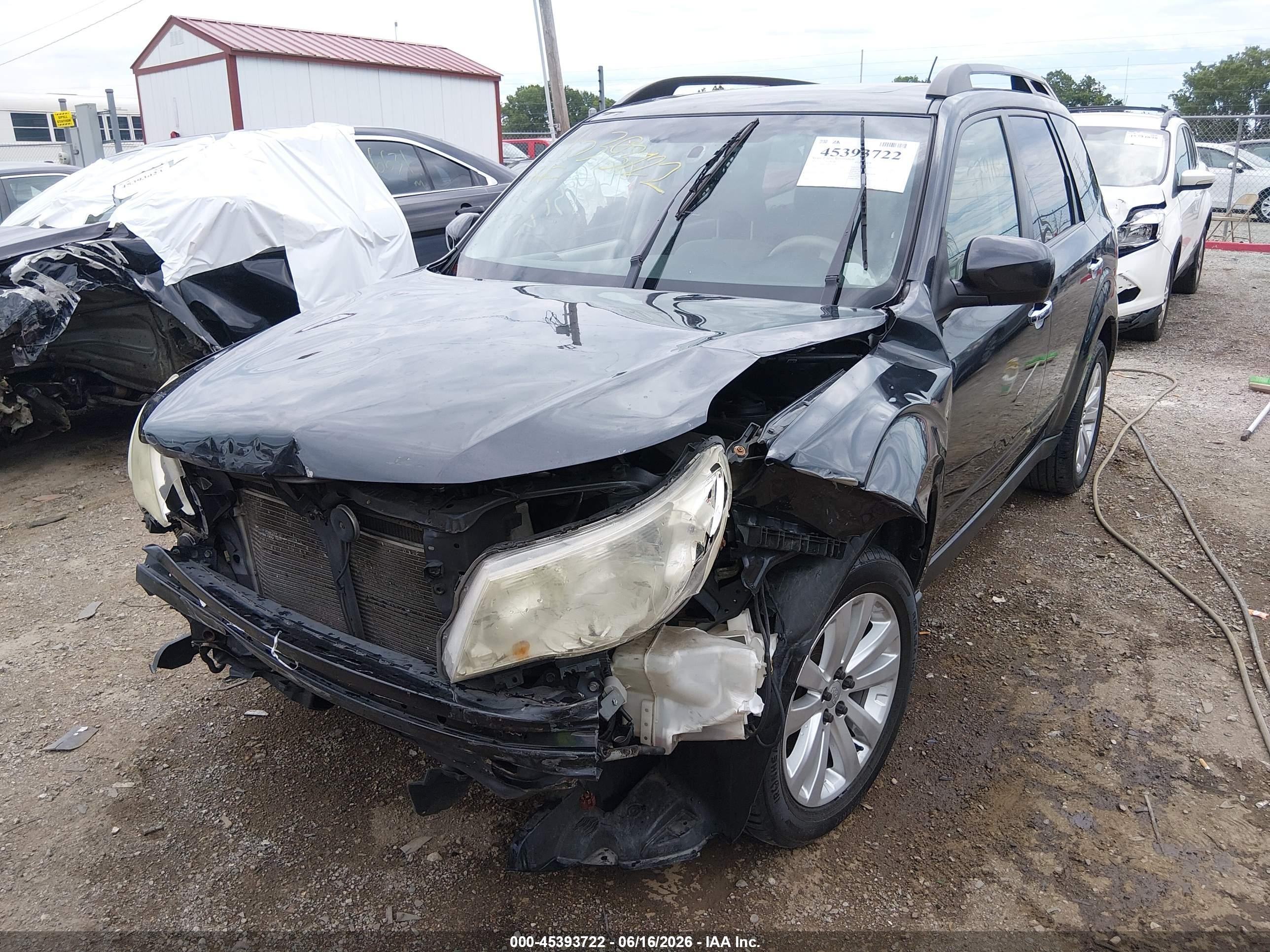 2011 Subaru Forester 2.5x Premium Black vin: JF2SHBDC9BH779163