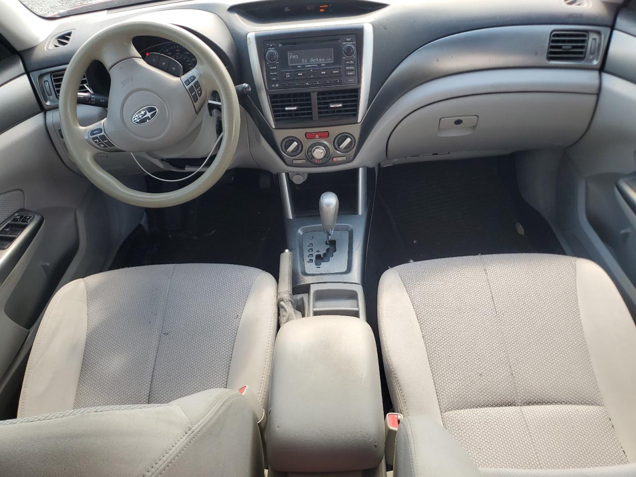 2012 Subaru Forester 2.5x Premium Burgundy vin: JF2SHBDC9CH413026