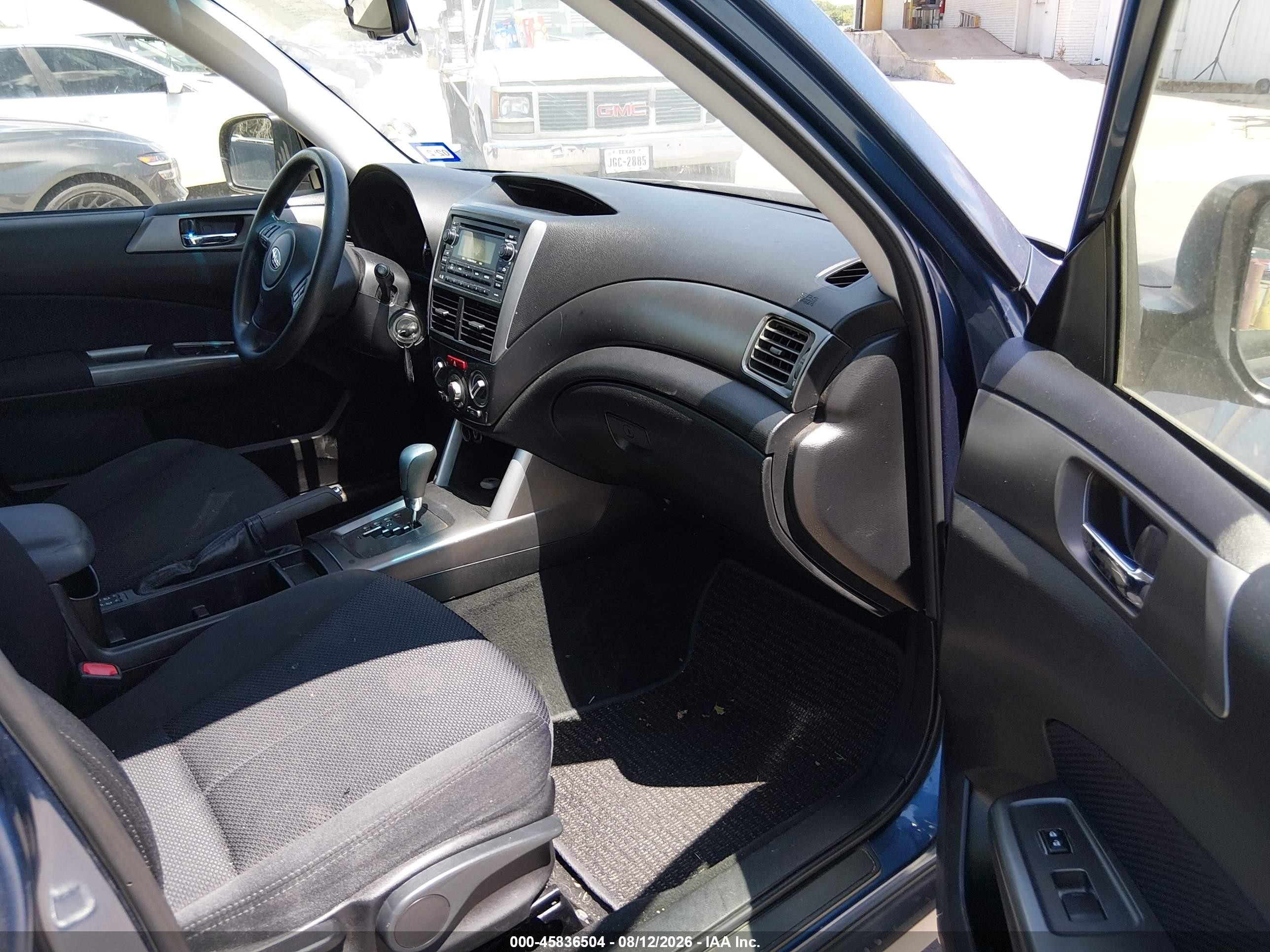 2012 Subaru Forester 2.5x Premium Blue vin: JF2SHBDC9CH427363
