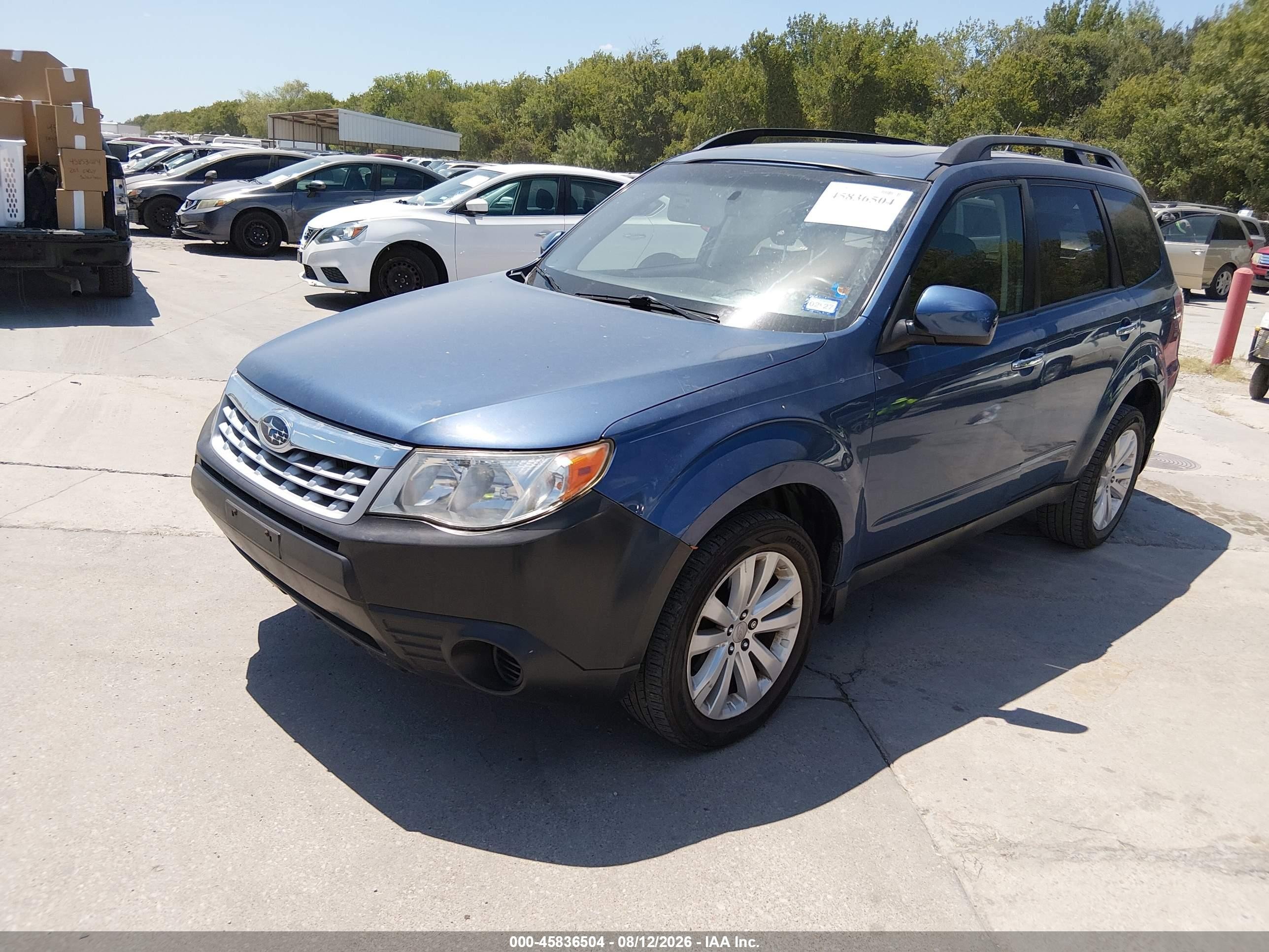 2012 Subaru Forester 2.5x Premium Blue vin: JF2SHBDC9CH427363