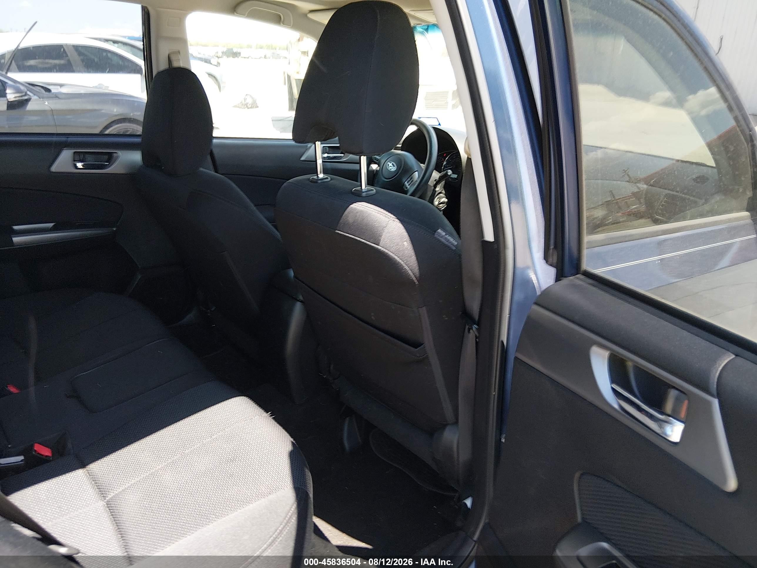 2012 Subaru Forester 2.5x Premium Blue vin: JF2SHBDC9CH427363