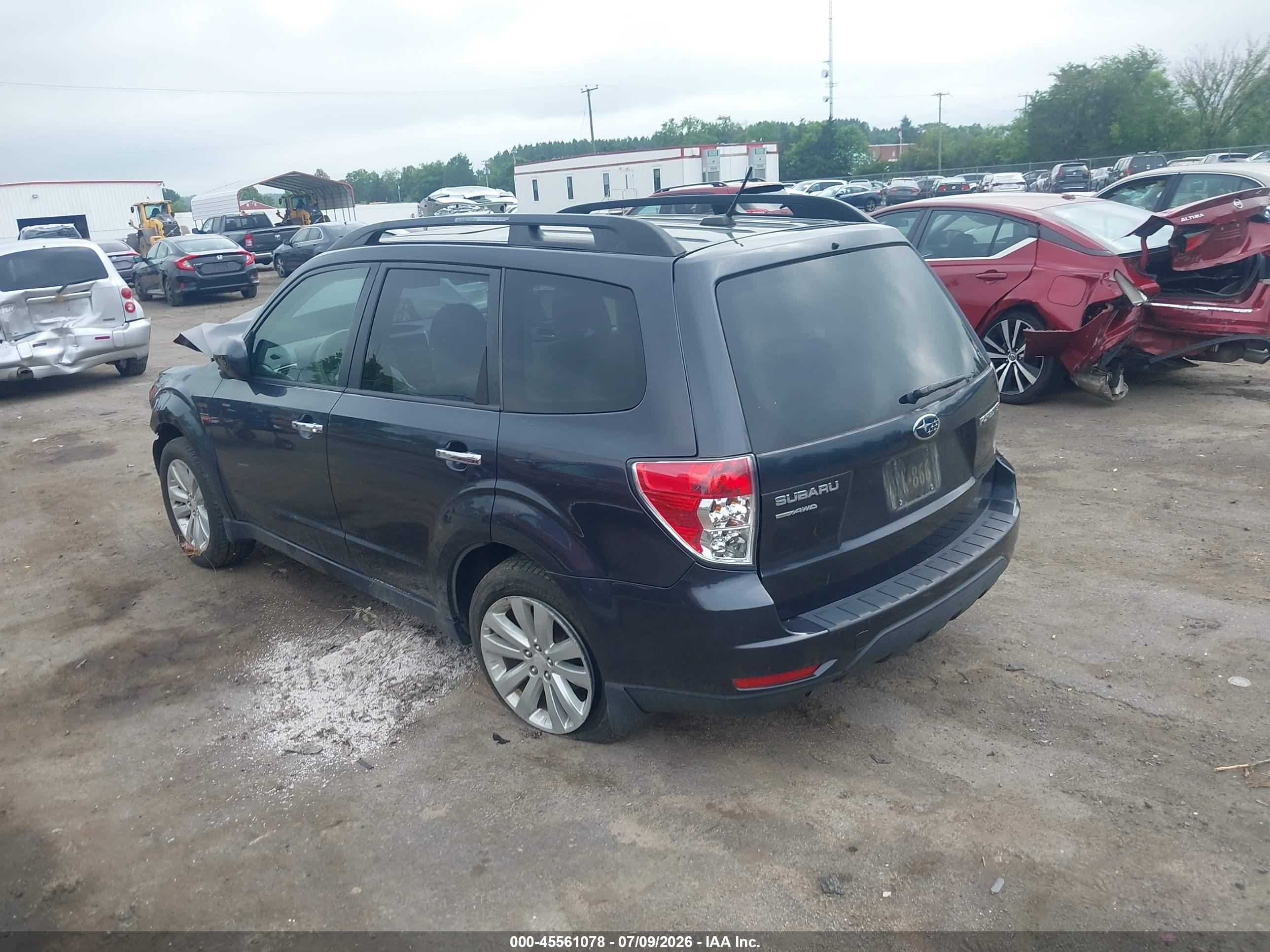 2012 Subaru Forester 2.5x Premium Navy vin: JF2SHBDC9CH444910