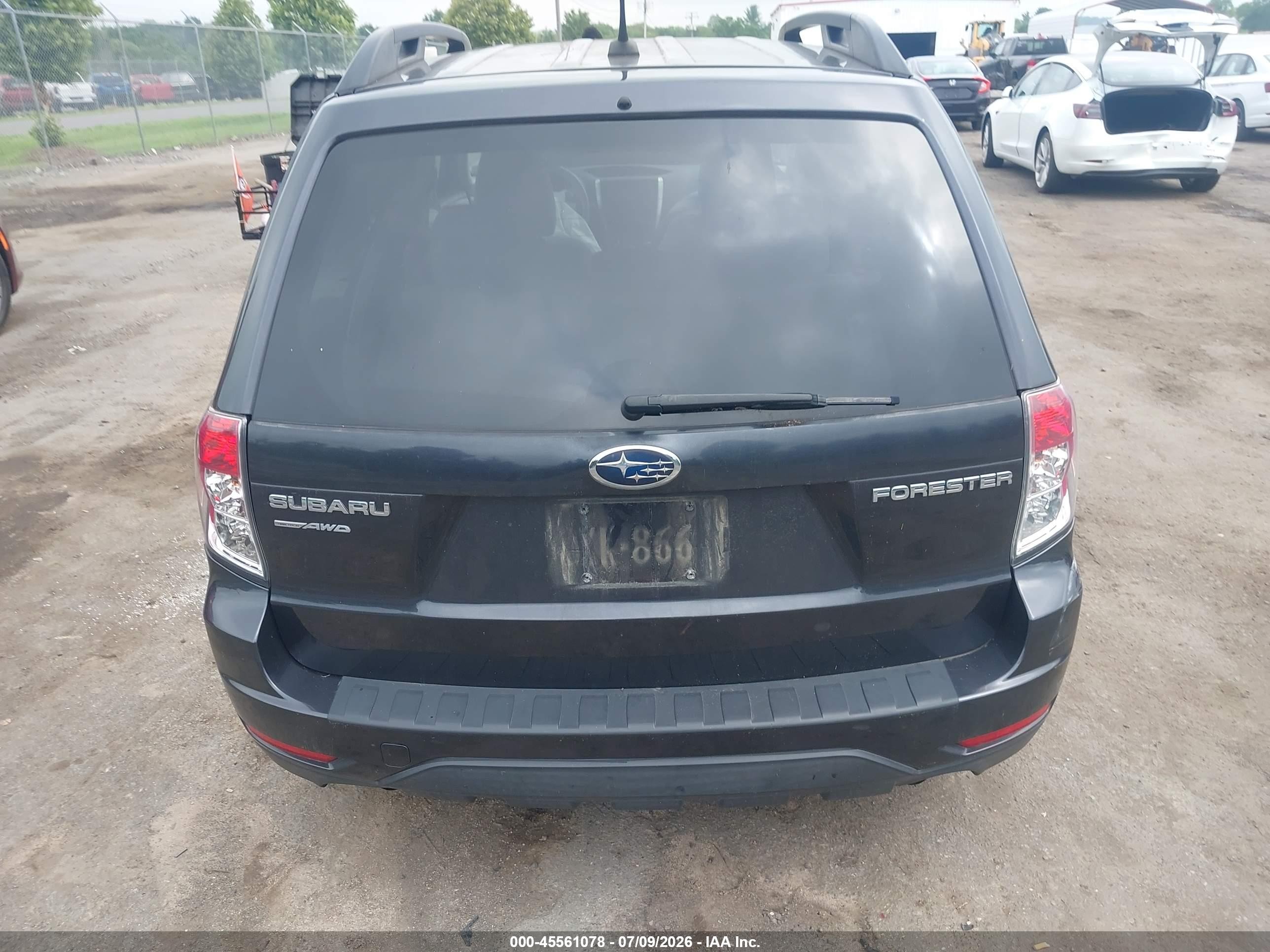 2012 Subaru Forester 2.5x Premium Navy vin: JF2SHBDC9CH444910
