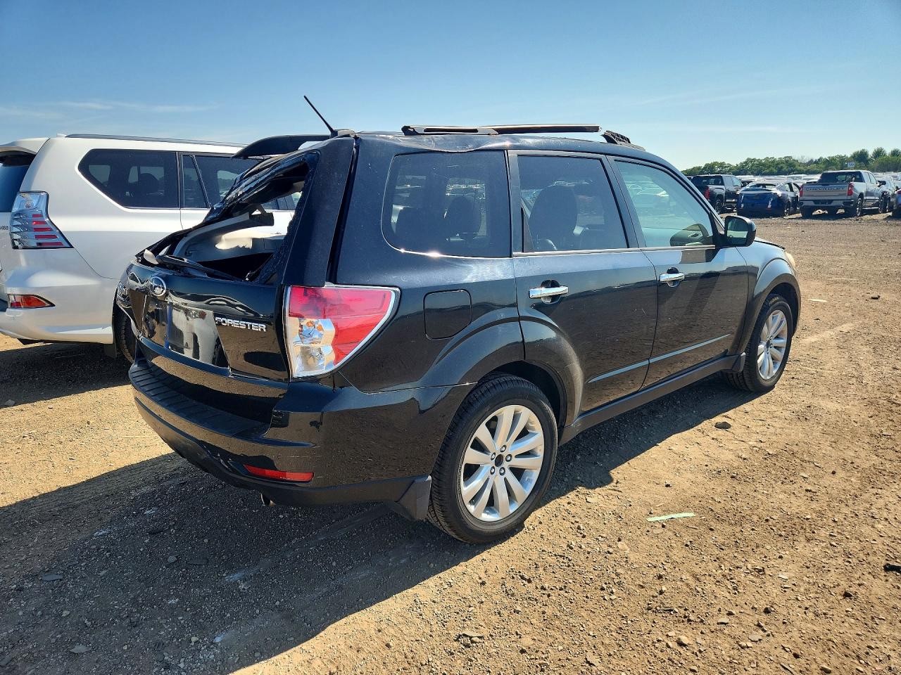 2011 Subaru Forester 2.5x Premium Black vin: JF2SHBDCXBH773890
