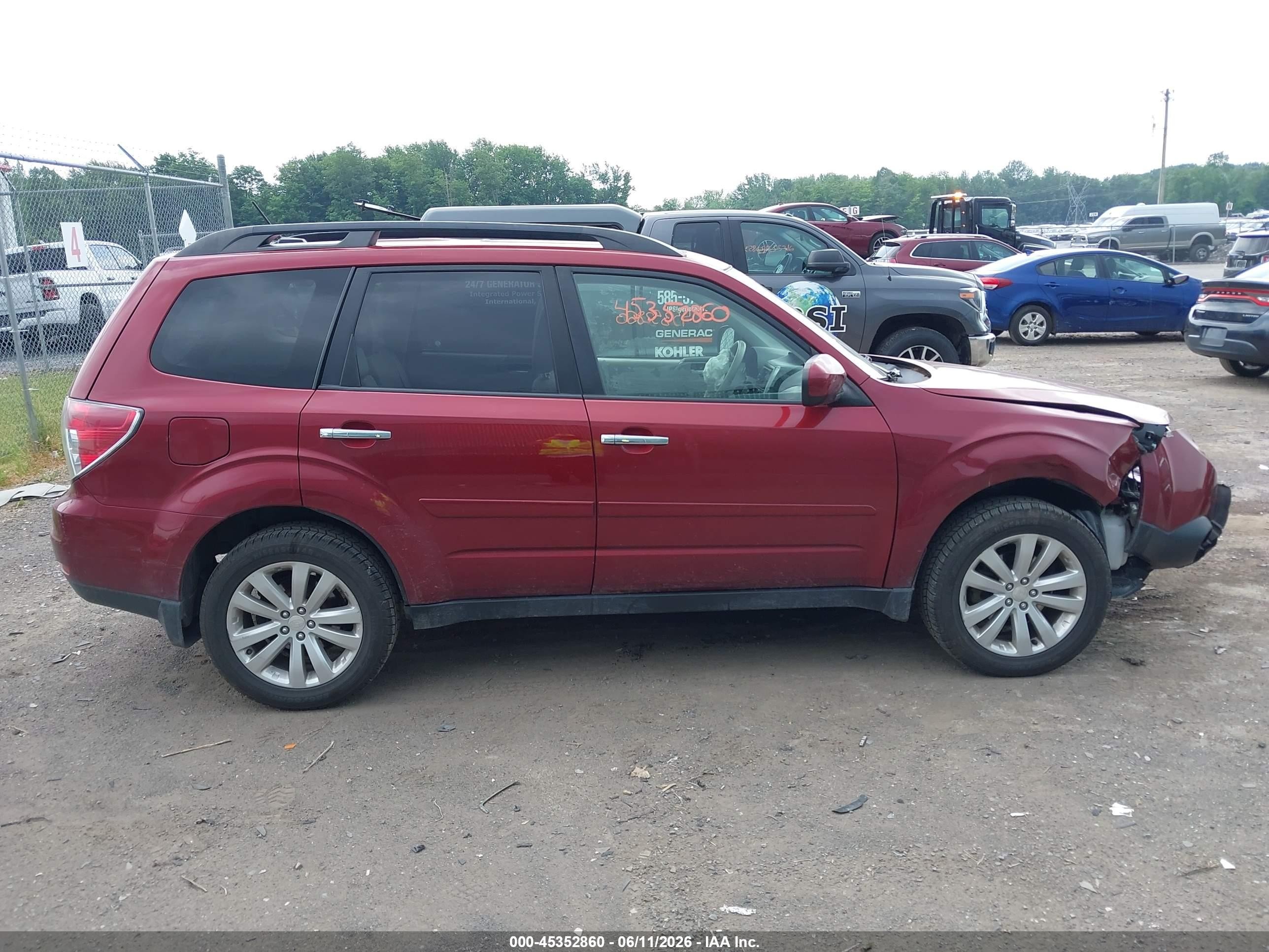 2012 Subaru Forester 2.5x Premium Red vin: JF2SHBDCXCH415979