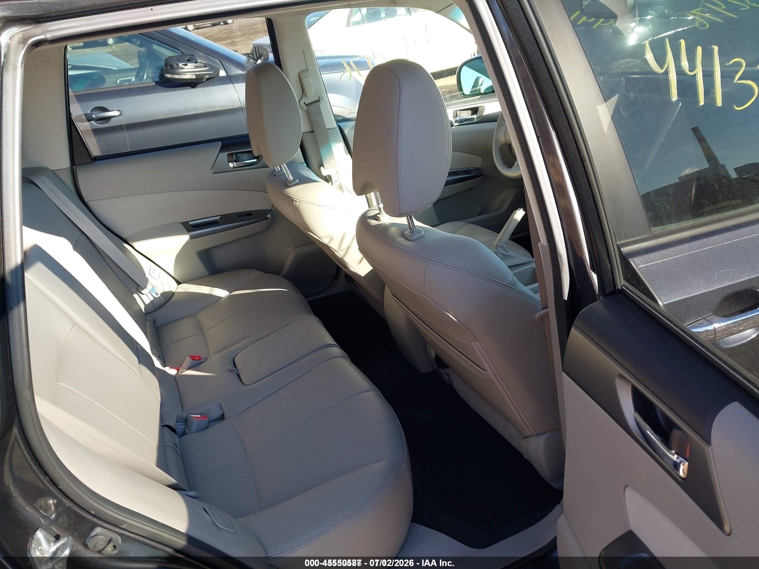 2011 Subaru Forester 2.5x Limited Gray vin: JF2SHBEC0BH756630