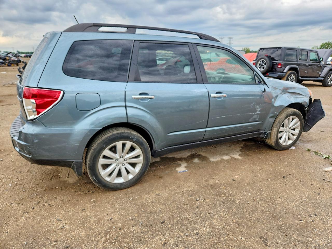 2011 Subaru Forester Limited Серый vin: JF2SHBEC1BH765837