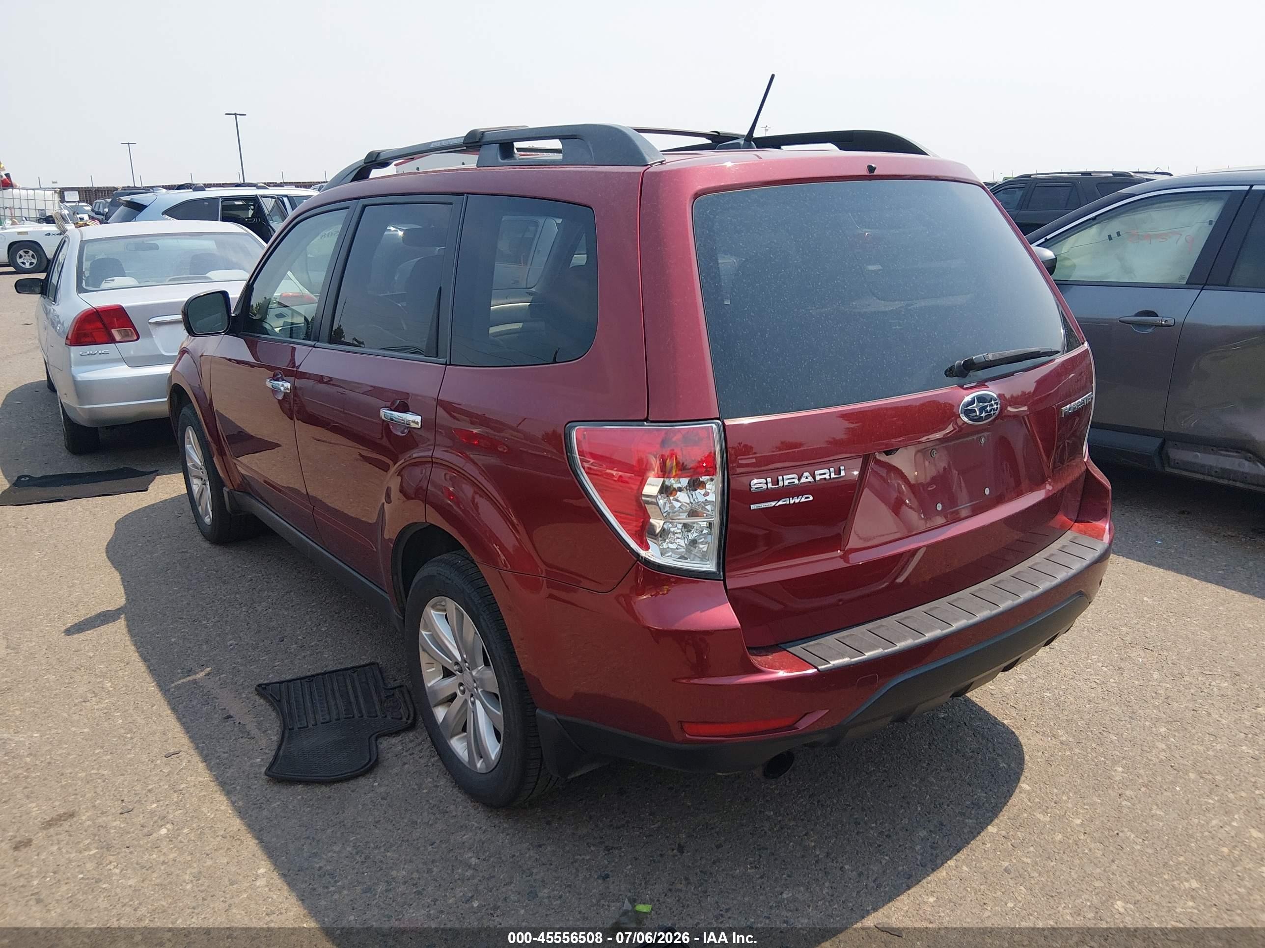 2012 Subaru Forester 2.5x Limited Красный vin: JF2SHBEC2CH444195