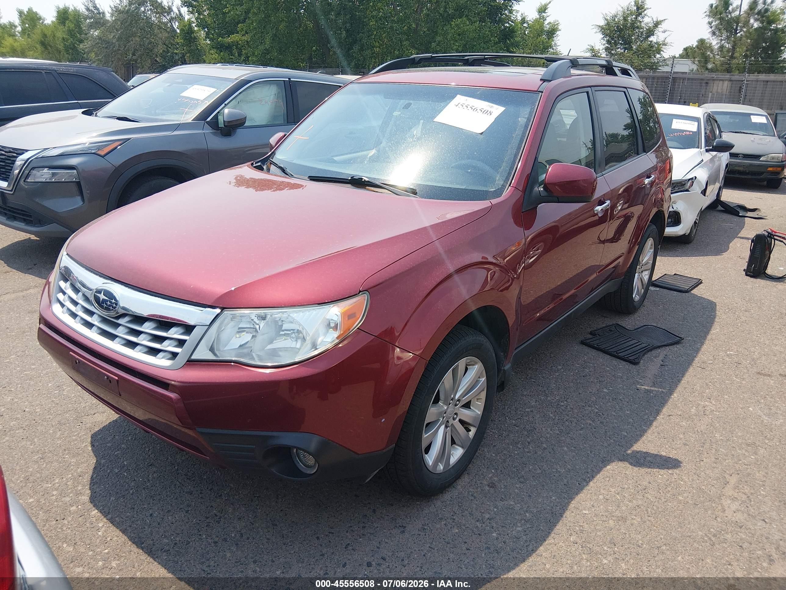 2012 Subaru Forester 2.5x Limited Красный vin: JF2SHBEC2CH444195