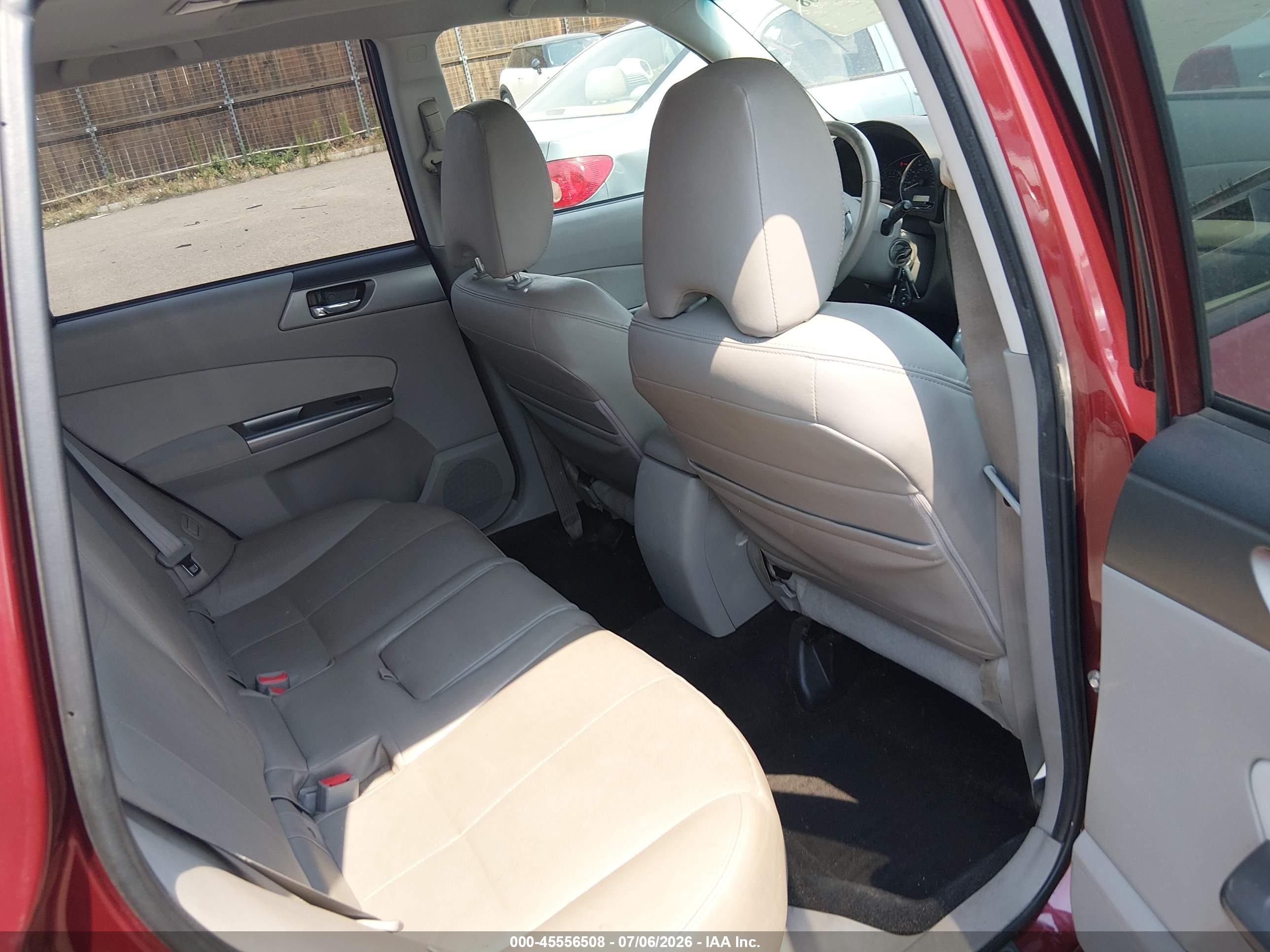 2012 Subaru Forester 2.5x Limited Красный vin: JF2SHBEC2CH444195