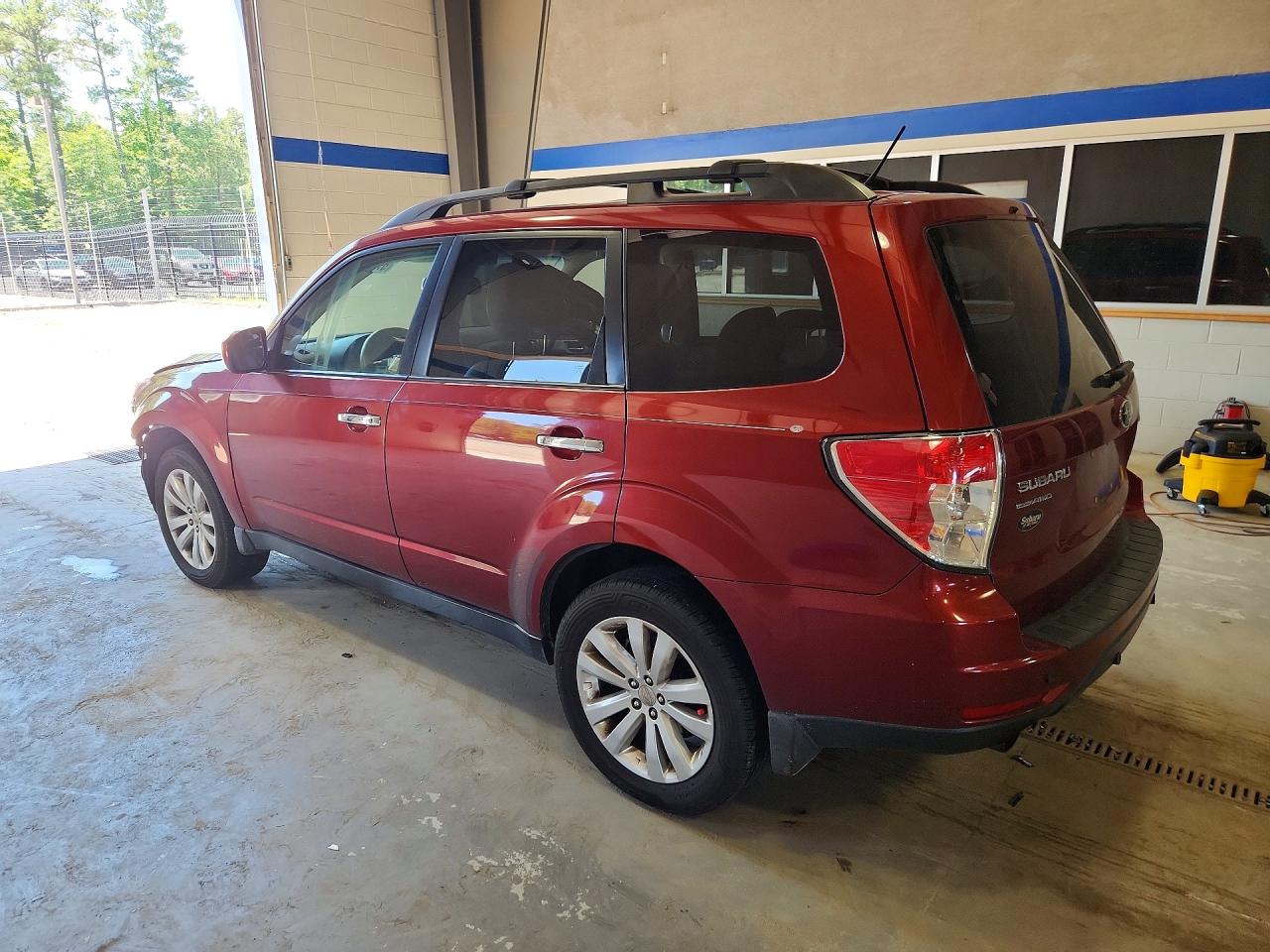 2012 Subaru Forester Limited Бордовый vin: JF2SHBEC8CH442712