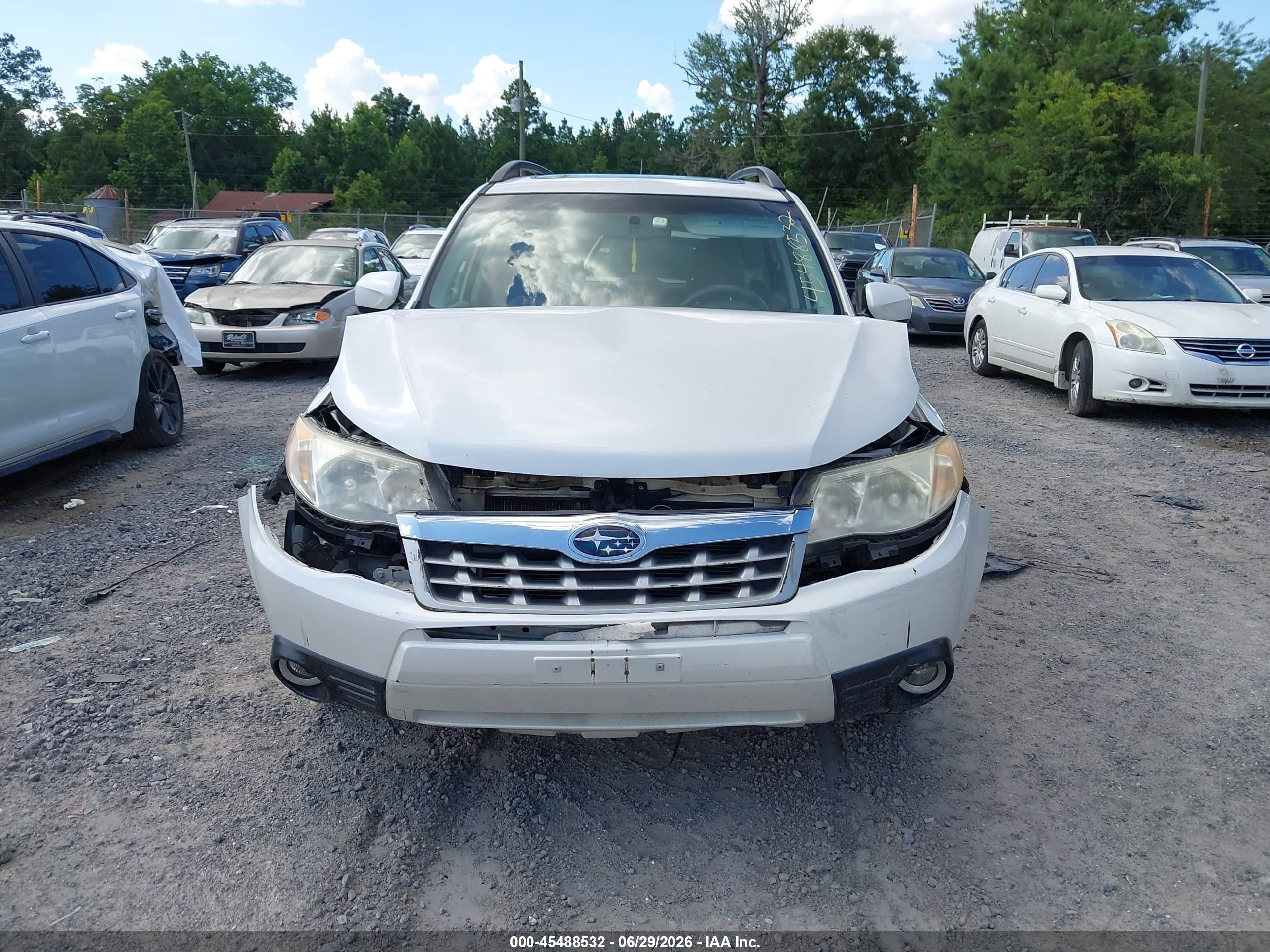 2012 Subaru Forester 2.5x Limited Белый vin: JF2SHBEC9CH450155