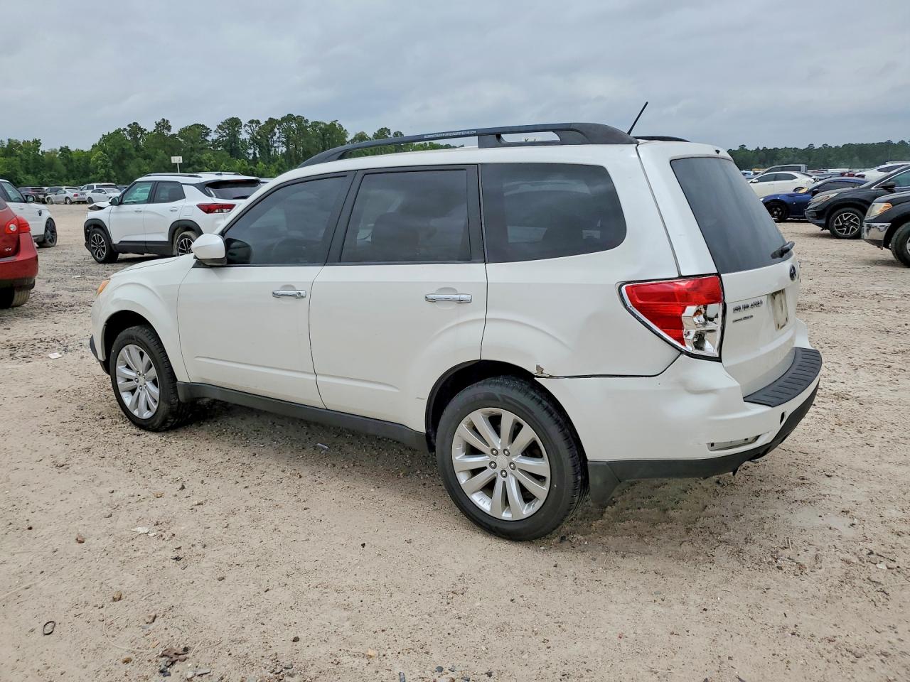 2011 Subaru Forester Limited White vin: JF2SHBECXBH704728
