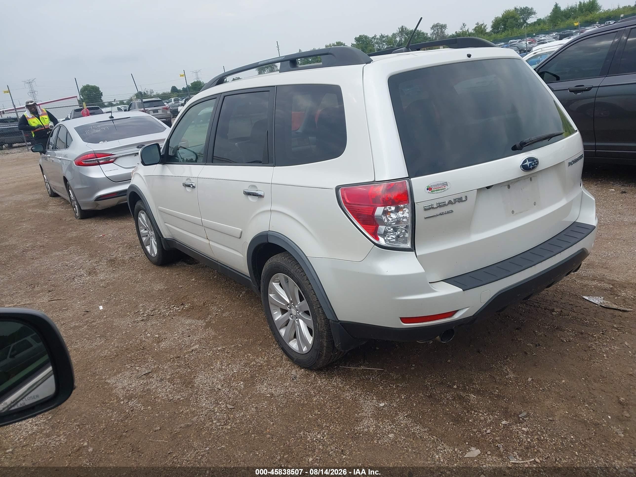 2011 Subaru Forester 2.5x Limited White vin: JF2SHBECXBH778666