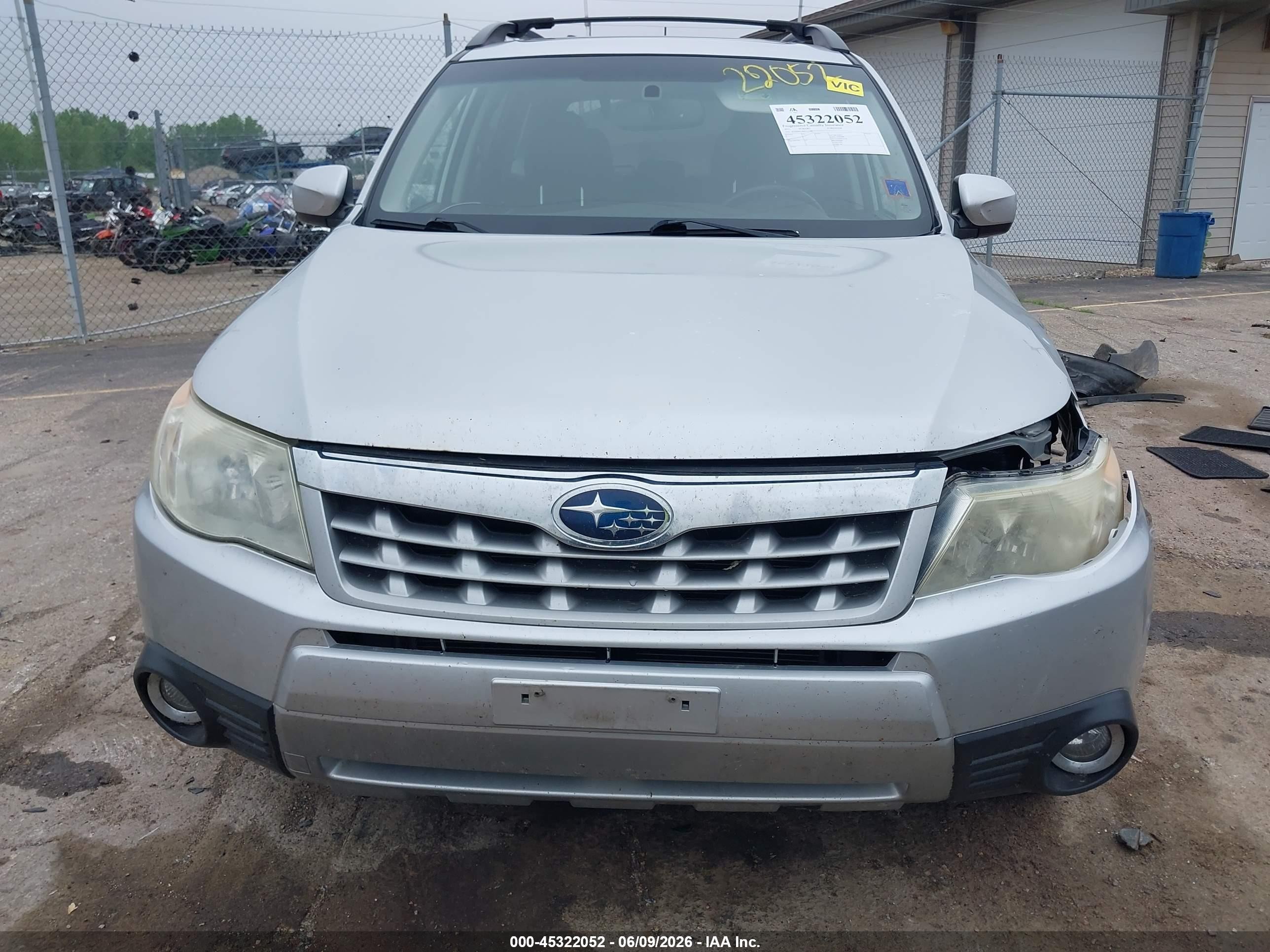 2011 Subaru Forester 2.5x Limited Gray vin: JF2SHBFC4BH707946