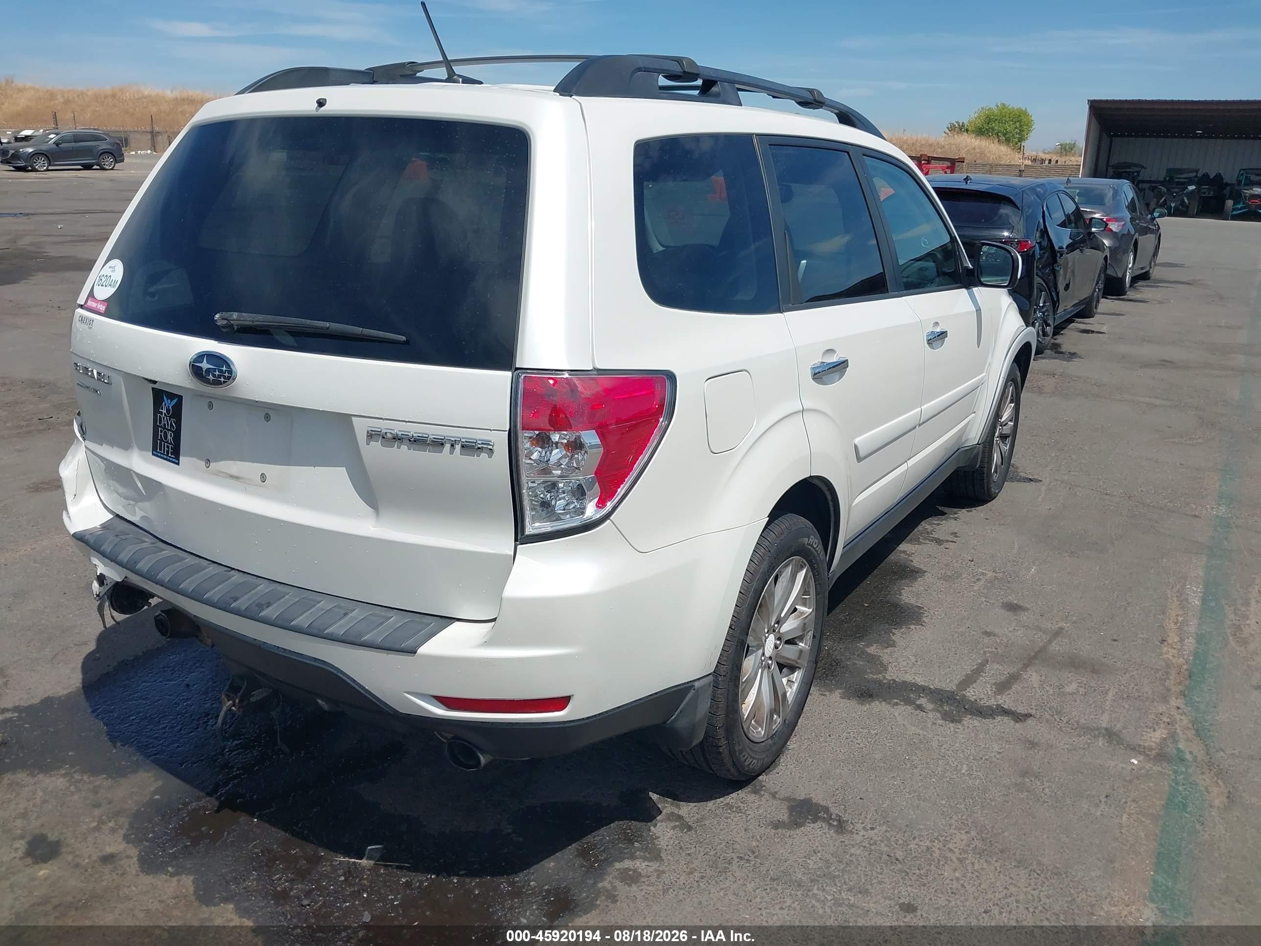 2011 Subaru Forester 2.5x Limited White vin: JF2SHBFC4BH763286