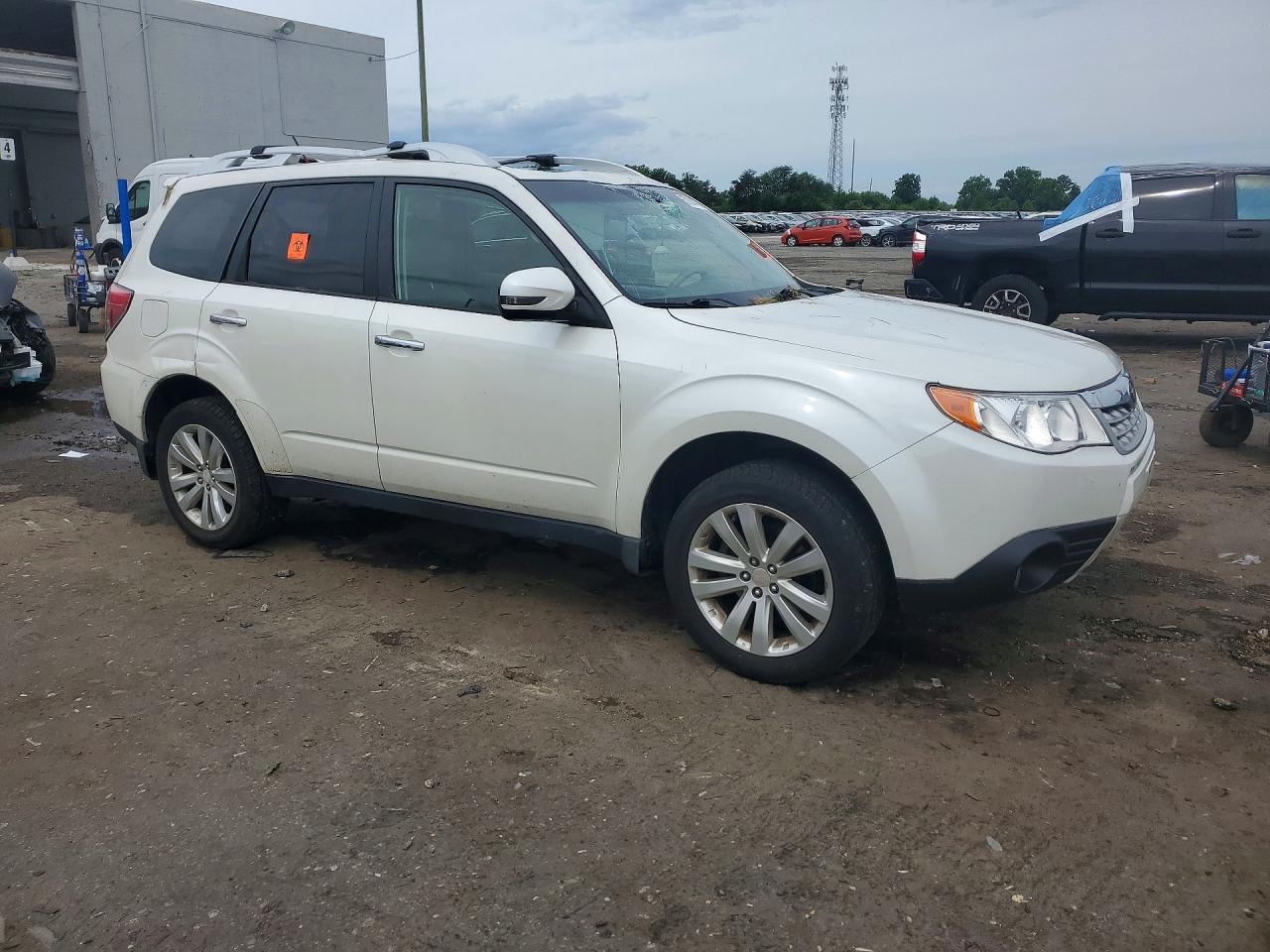 2012 Subaru Forester Touring White vin: JF2SHBHC5CH442579