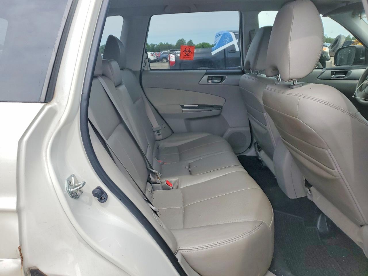 2012 Subaru Forester Touring White vin: JF2SHBHC5CH442579