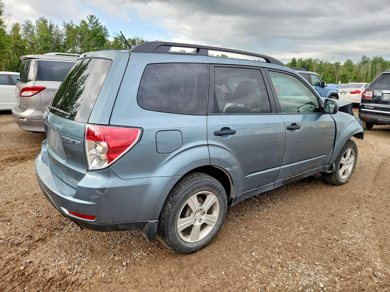 2013 Subaru Forester 2.5x Blue vin: JF2SHCBC6DH424592