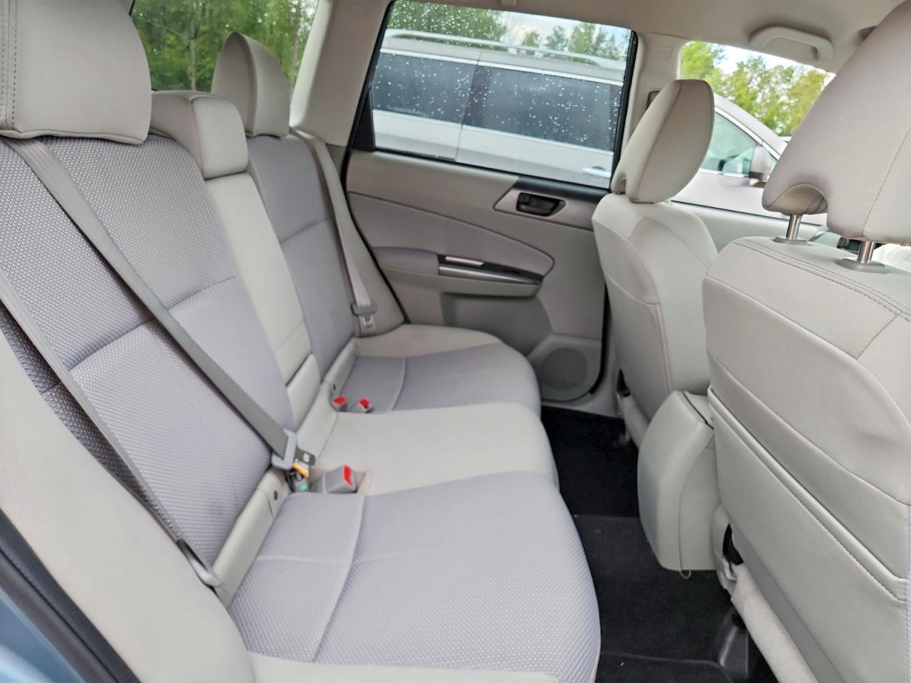 2013 Subaru Forester 2.5x Blue vin: JF2SHCBC6DH424592