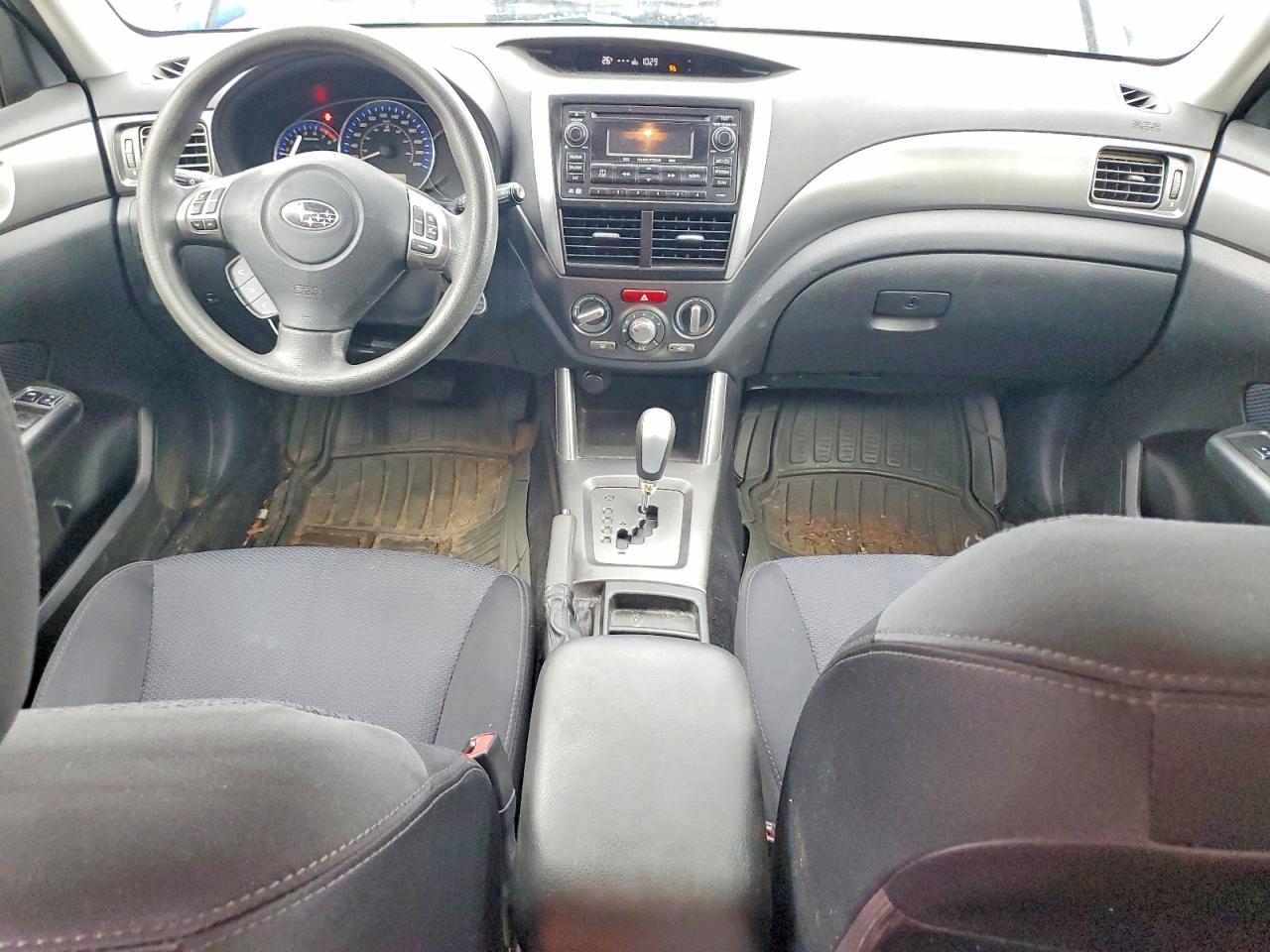 2013 Subaru Forester 2.5x Silver vin: JF2SHCBC9DH428930