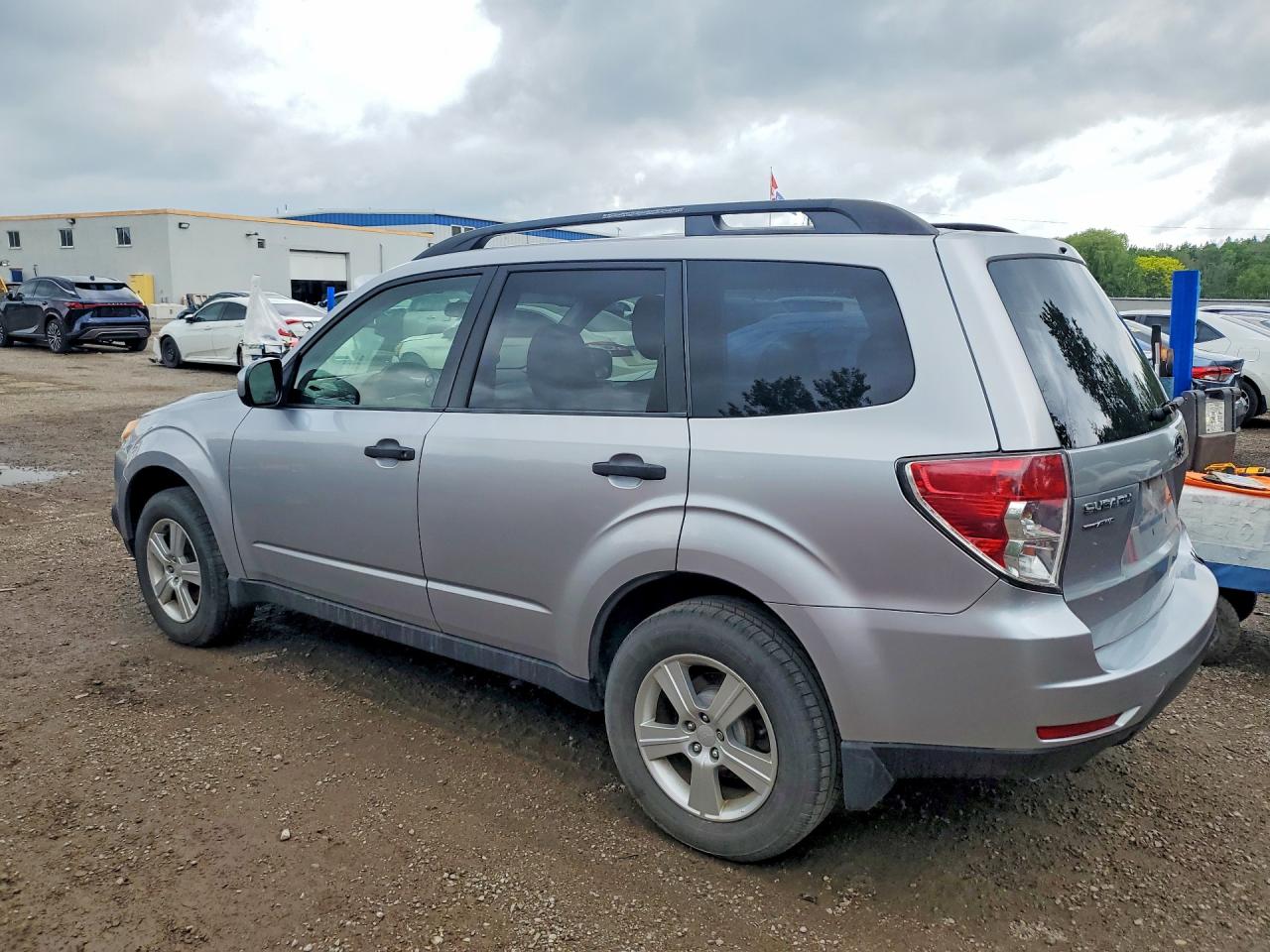 2013 Subaru Forester 2.5x Silver vin: JF2SHCBC9DH428930